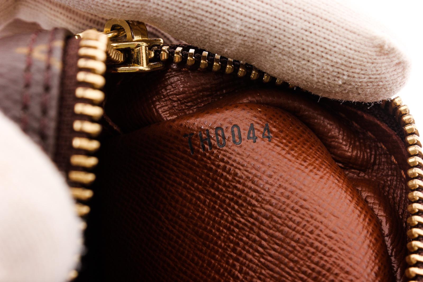 Louis Vuitton Monogram Canvas Leather Amazone Crossbody Bag 1