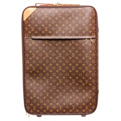 Extra Large Louis Vuitton Marin Bag Louis Vuitton Bag, Louis Vuitton Duffle  Bag For Sale at 1stDibs