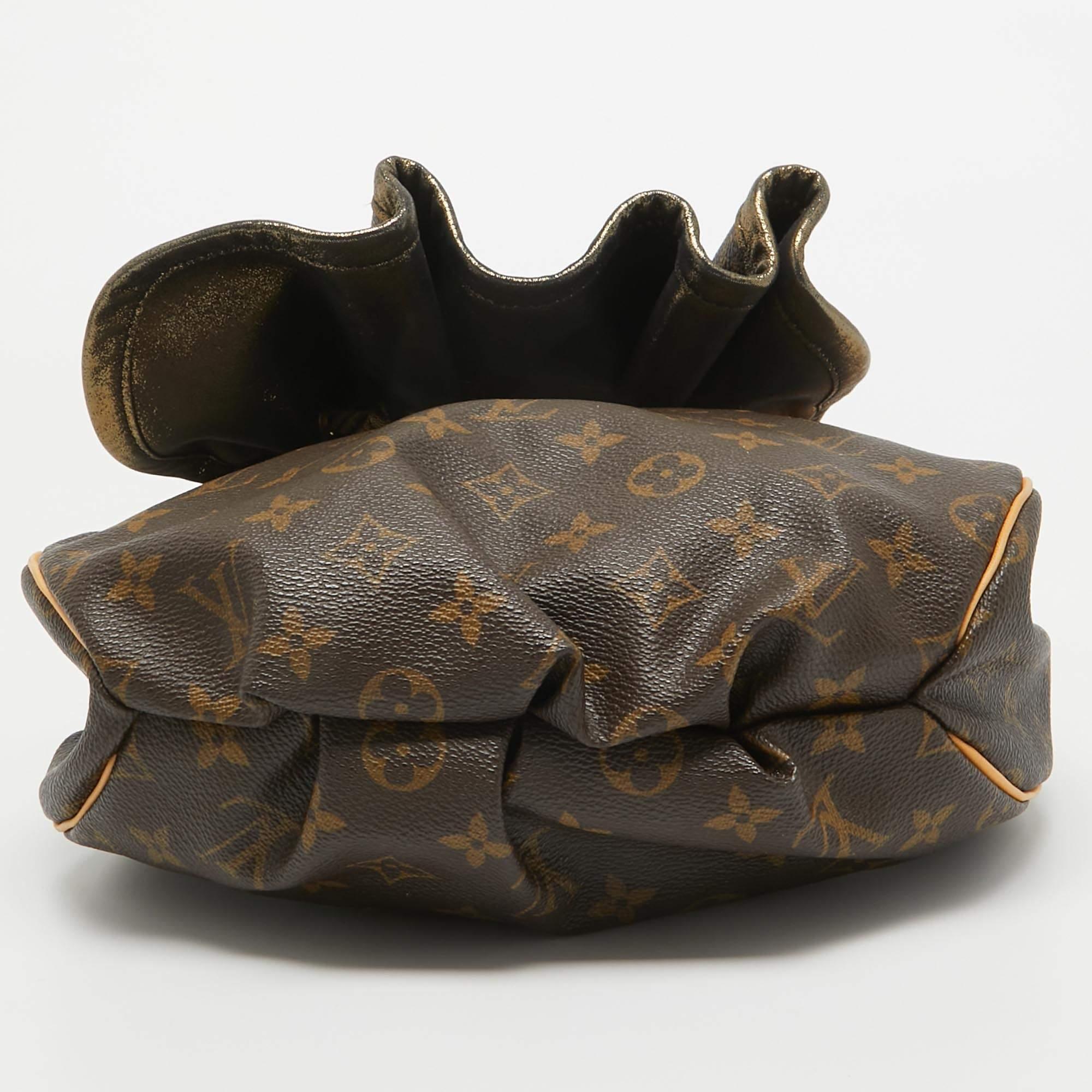 Louis Vuitton Monogram Canvas Limited Edition Kalahari PM Bag 2