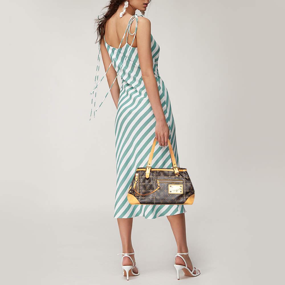 A classic handbag comes with the promise of enduring appeal, boosting your style time and again. This Louis Vuitton limited edition Riveting bag is one such creation. It’s a fine purchase.

