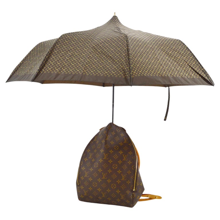 louis-vuitton-backpack-umbrella - GARAGE