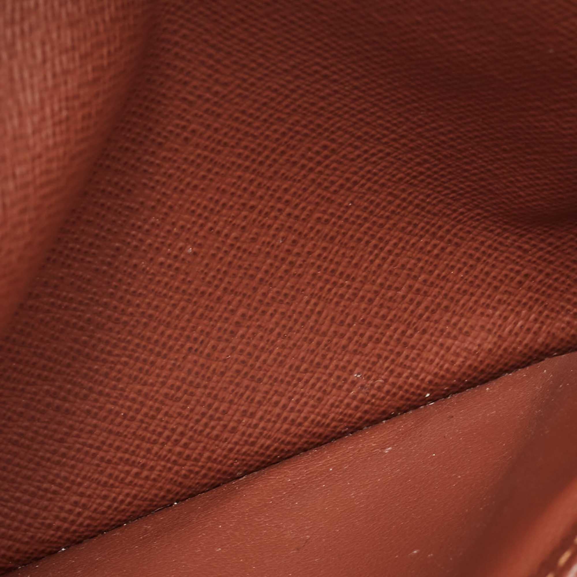 Louis Vuitton Monogram Canvas Long Bifold Wallet In Fair Condition In Dubai, Al Qouz 2