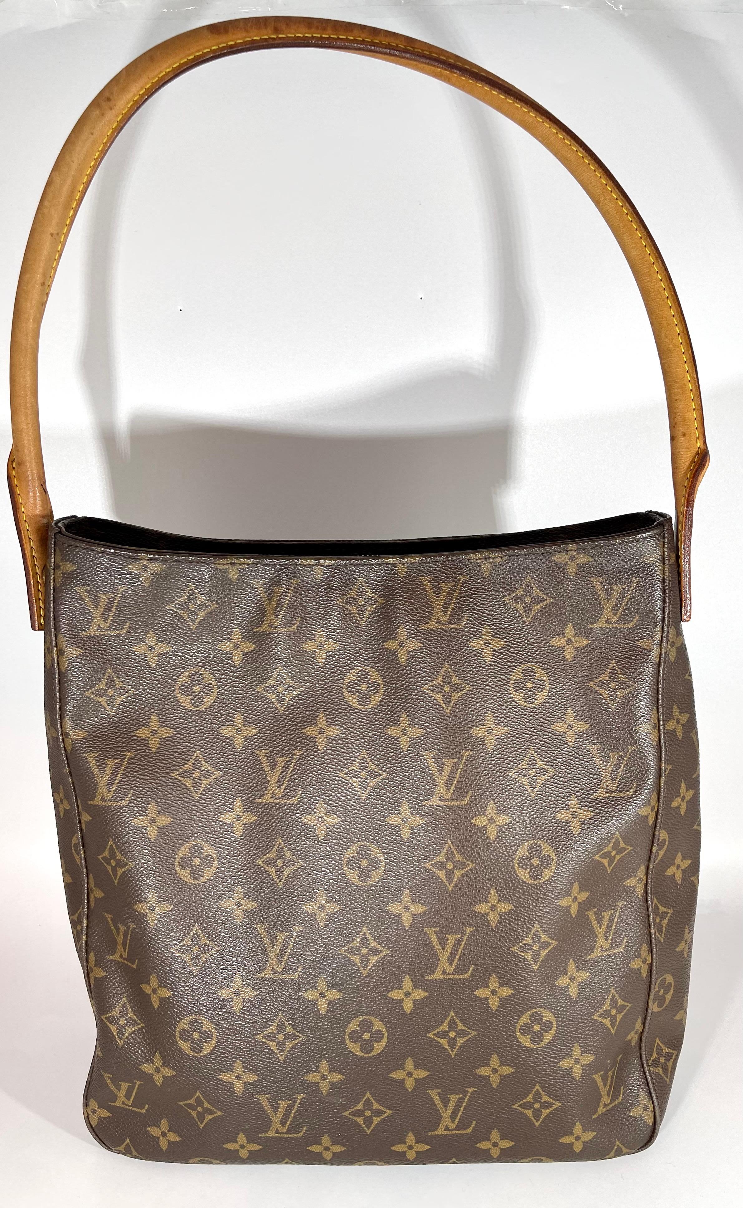 LOUIS VUITTON MONOGRAM CANVAS LOOPING MM Shopping Shoulder Bag, Vintage 8