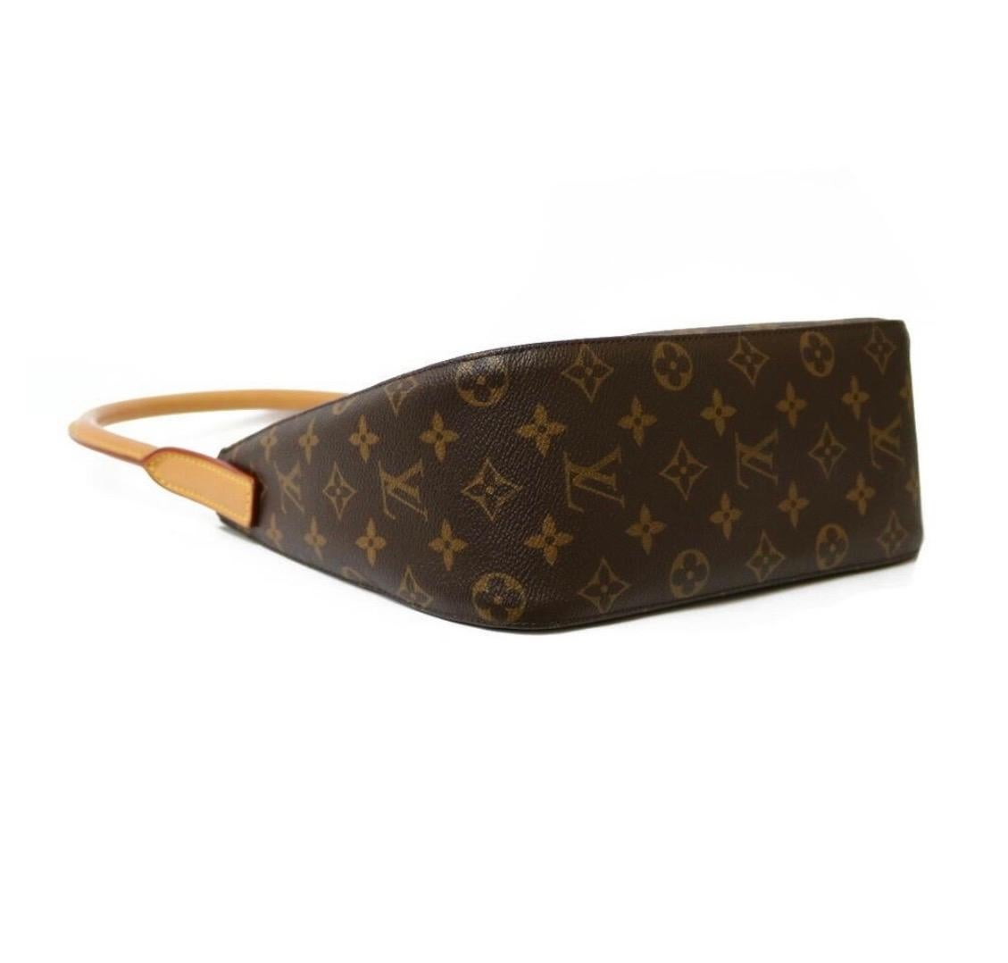 LOUIS VUITTON MONOGRAM CANVAS LOOPING MM Shopping Shoulder Bag, Vintage In Excellent Condition In New York, NY