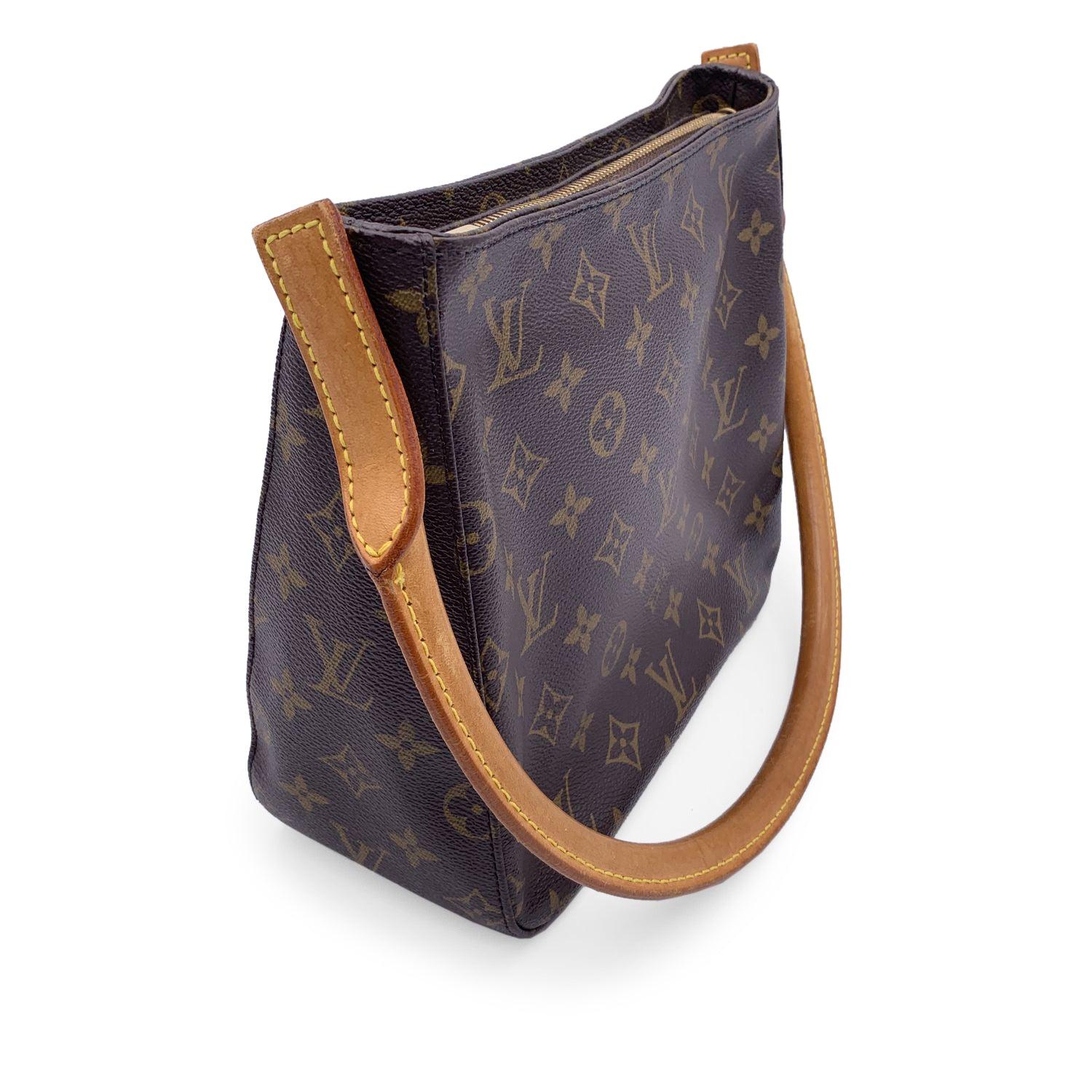 Women's Louis Vuitton Monogram Canvas Looping MM Shoulder Bag M51146 For Sale