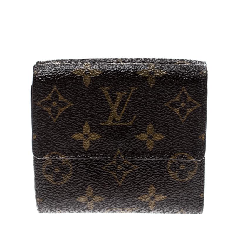 This Ludlow Wallet by Louis Vuitton helps you keep your essentials organised and secured in style. Crafted from signature monogram canvas, it features a flap closure that reveals a leather lined interior housing card slots and open pockets. It is