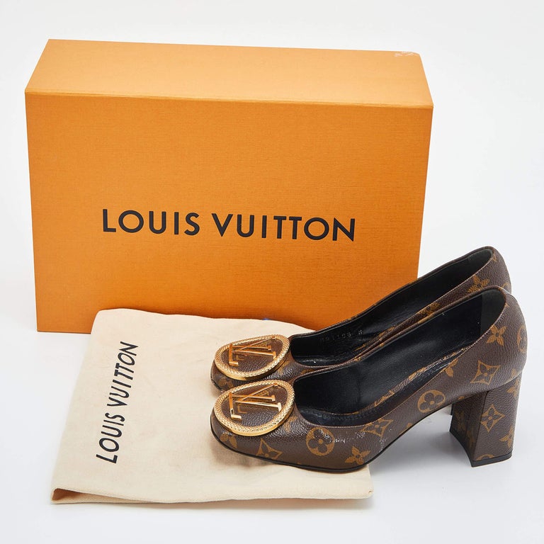 Louis Vuitton Monogram Canvas Madeleine Block Heel Pumps Size 36 For Sale  at 1stDibs