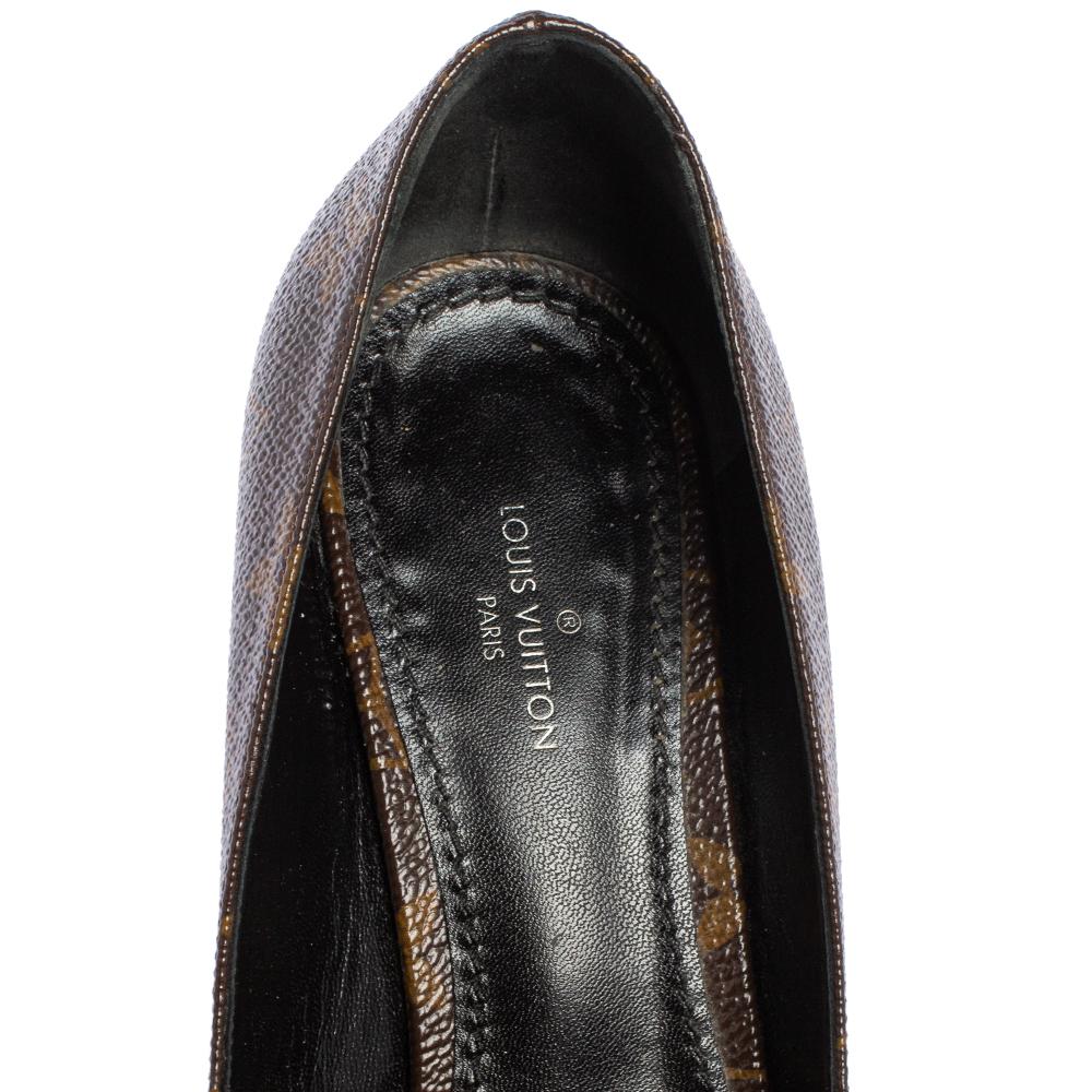 Louis Vuitton Monogram Canvas Madeleine Pumps Size 37 In Good Condition In Dubai, Al Qouz 2