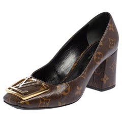 LOUIS VUITTON Monogram Madeleine Pump 37.5 320872