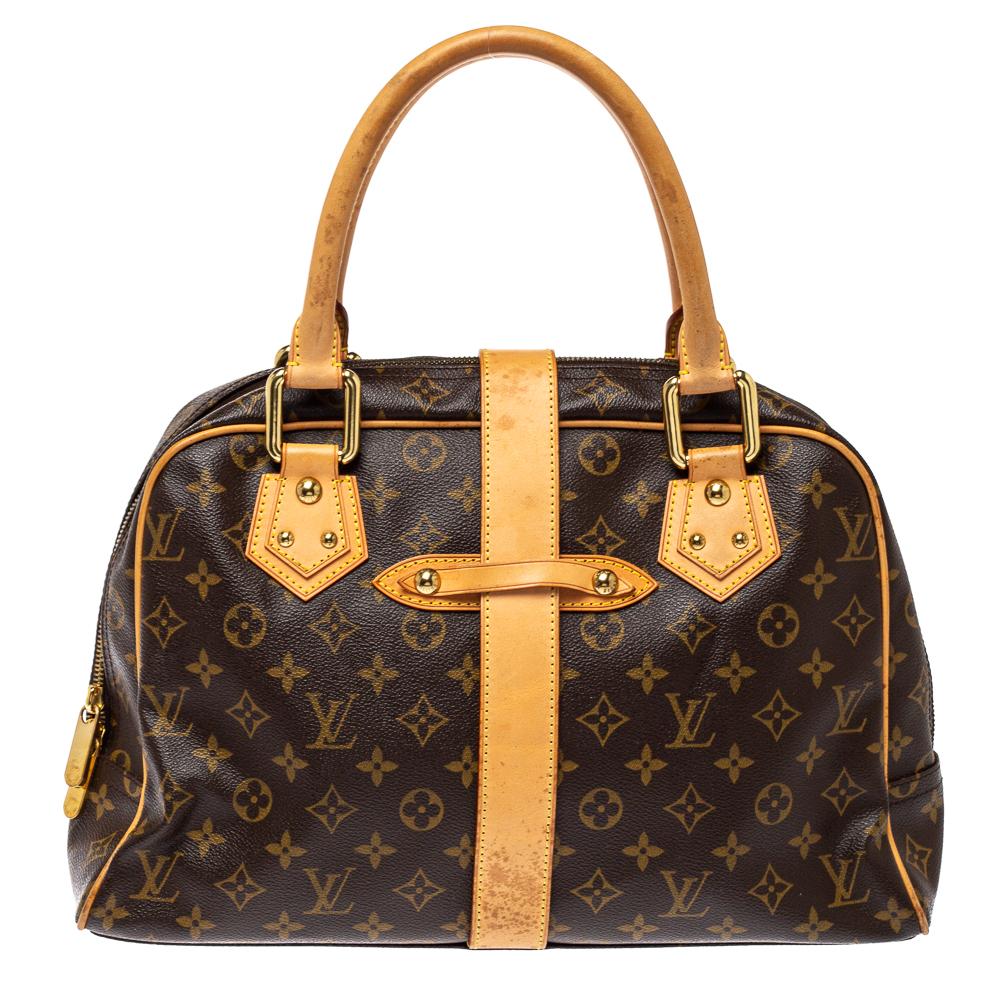 Have all eyes on you as you head out with this stunning Louis Vuitton handbag. Make an amazing appearance by adorning this rich and classy Monogram canvas and leather bag. A symbol of style and shape, the interior is lined with Alcantara. Add the