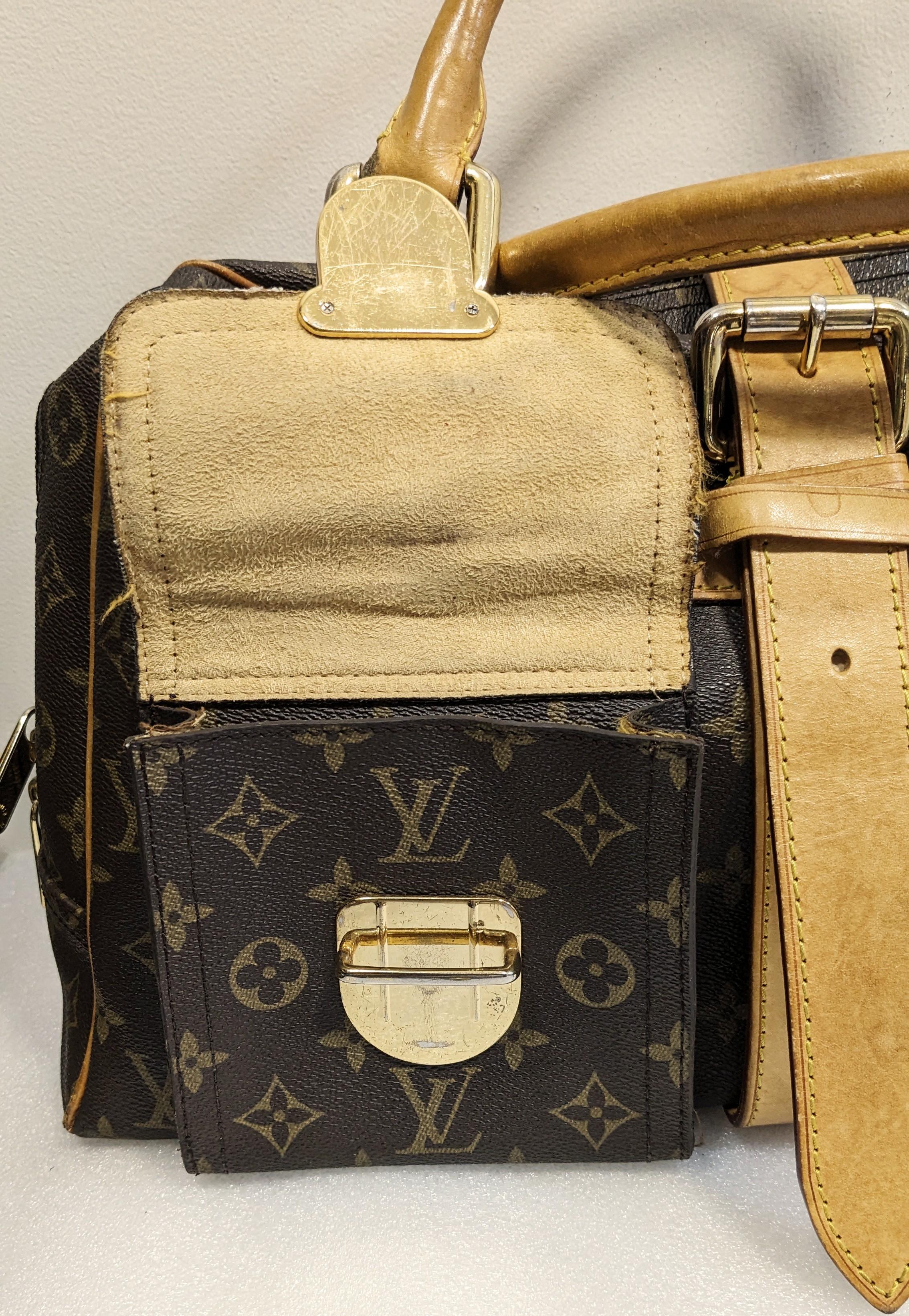 Louis Vuitton Monogram Canvas Manhattan GM Bag For Sale 3