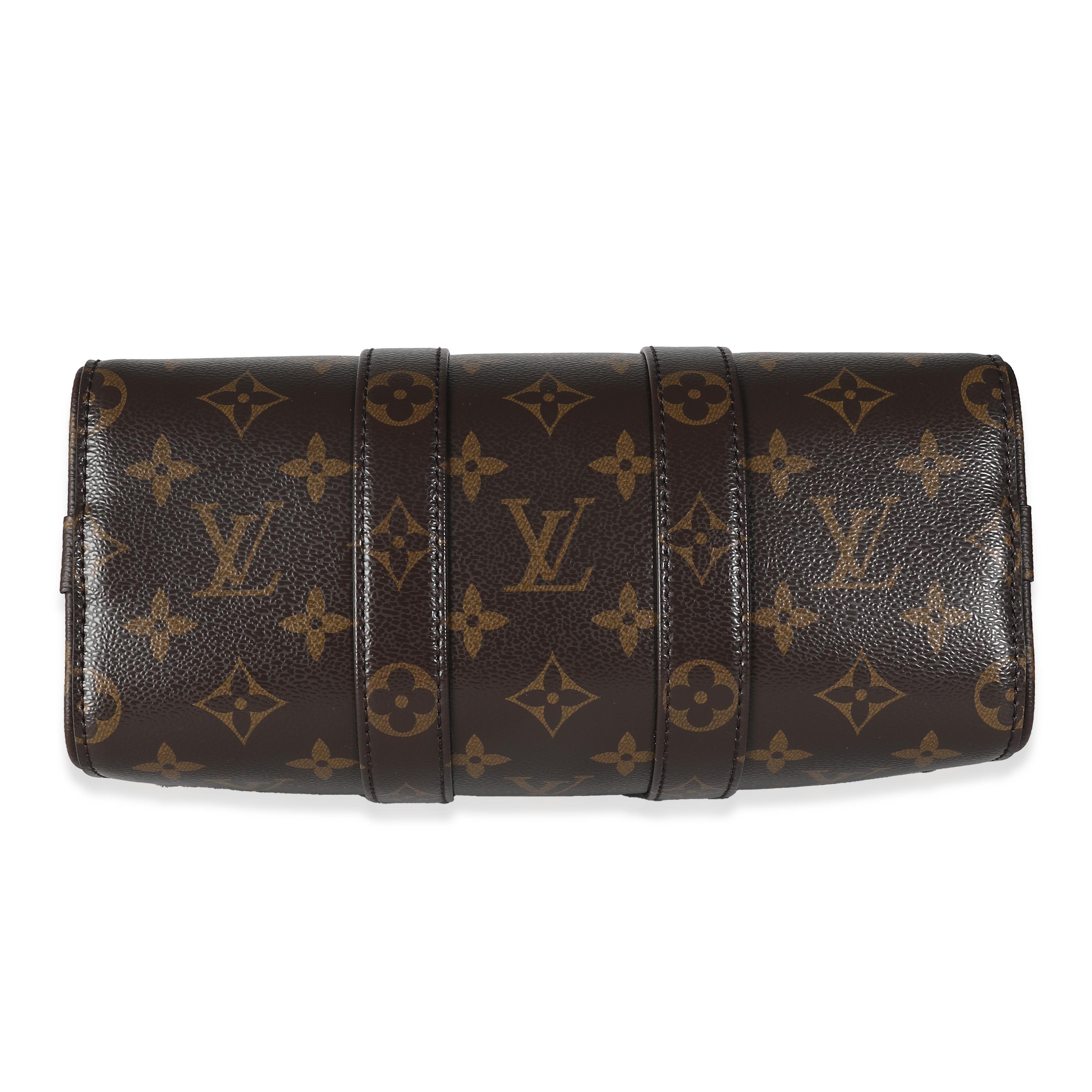Louis Vuitton Monogramm Canvas Metallic Nebula Keepall Bandouliere 25 im Angebot 3