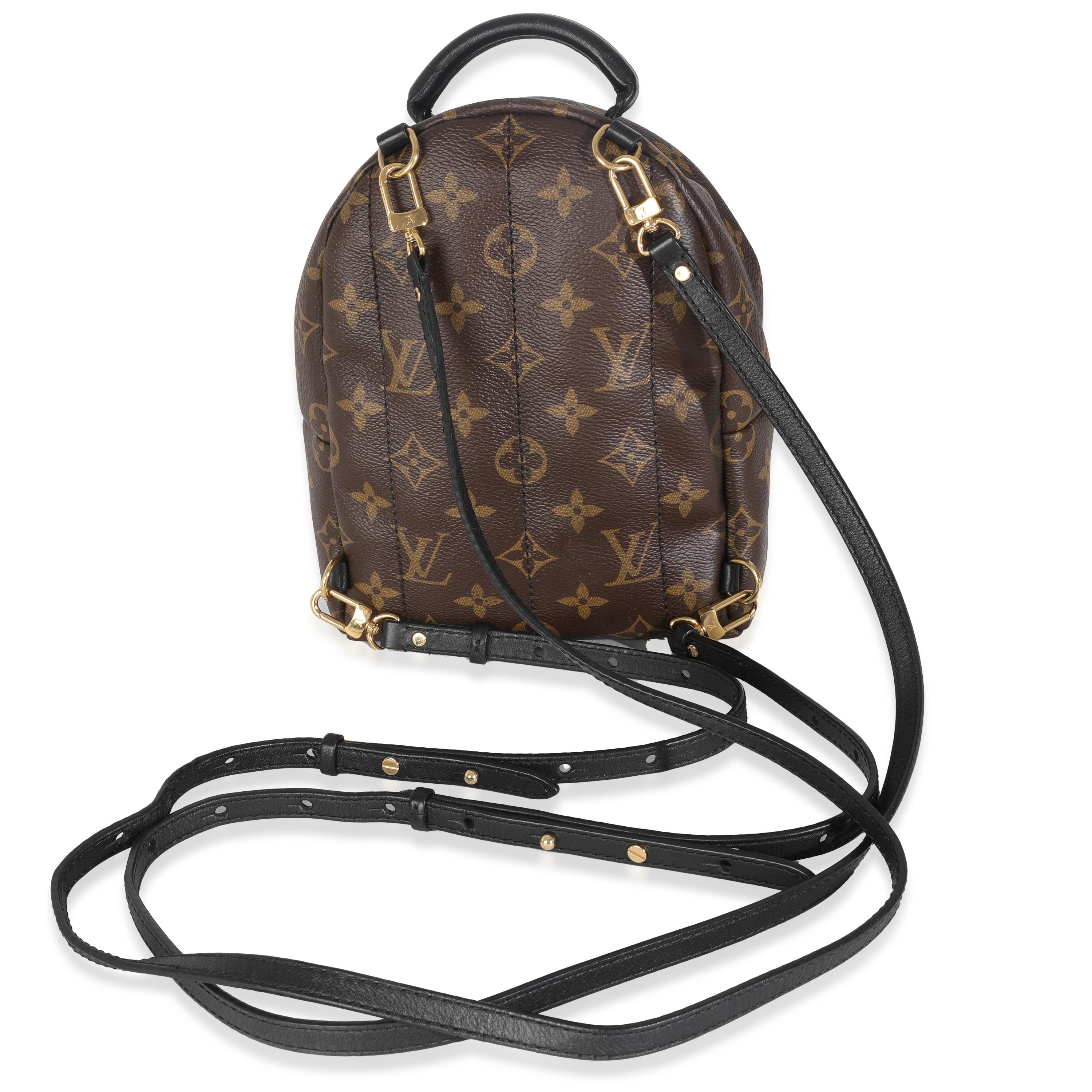 Titre de la liste : Louis Vuitton Monogram Canvas Mini Palm Springs
SKU : 146844
Condit : Usagé 
Condition du sac à main : Excellent
Commentaires sur l'état : L'article est en excellent état et présente de légers signes d'usure. Légères éraflures et