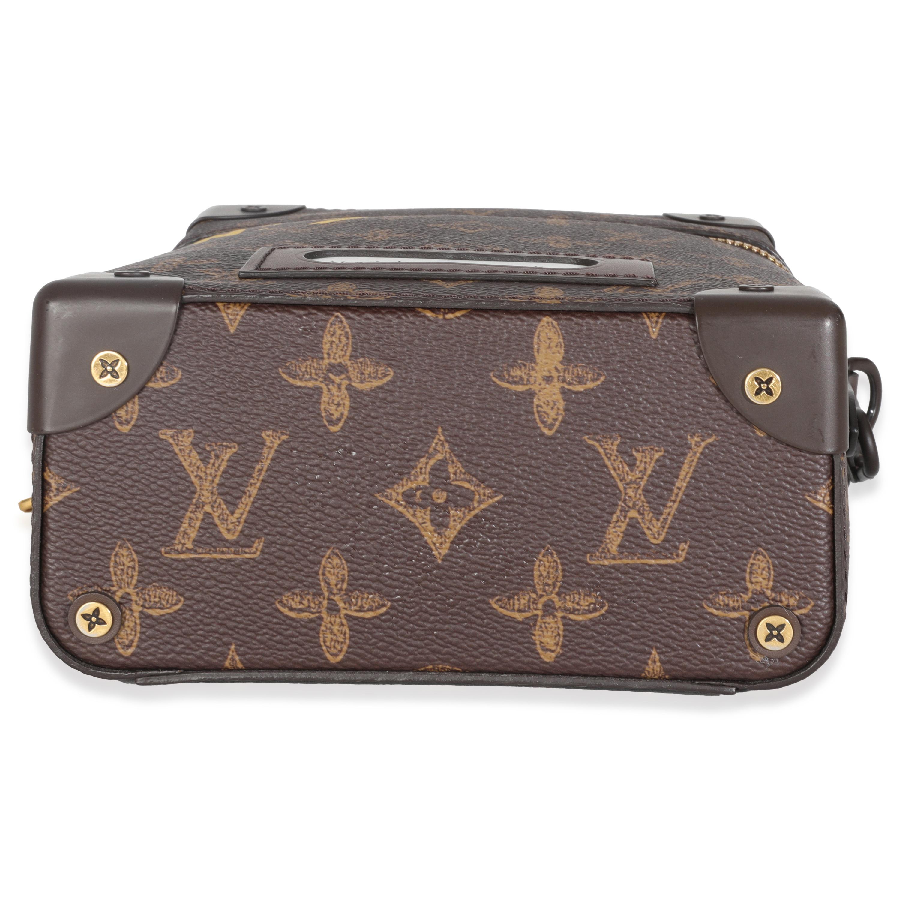 Louis Vuitton Monogram Canvas N°7 Vertical Box Trunk For Sale 2