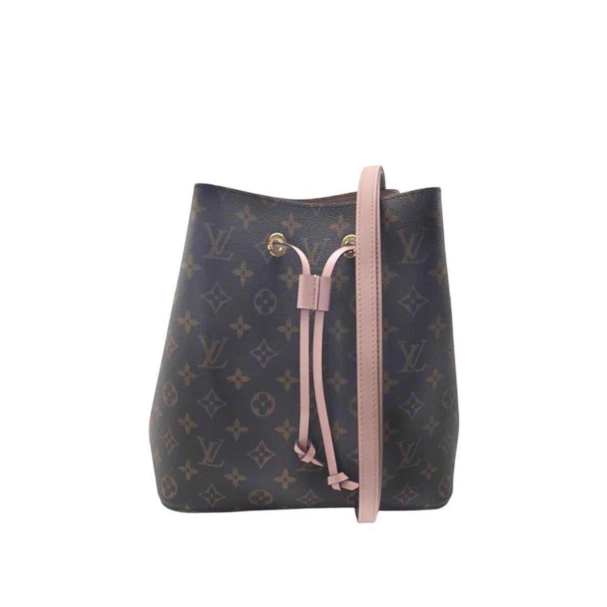 Meet your new favorite bag: the Louis Vuitton NeoNoe MM Bucket! Made from classic monogram canvas with smooth leather trim, it’s got a fun pink drawstring and shiny gold hardware. The adjustable strap lets you wear it just right, while the soft pink