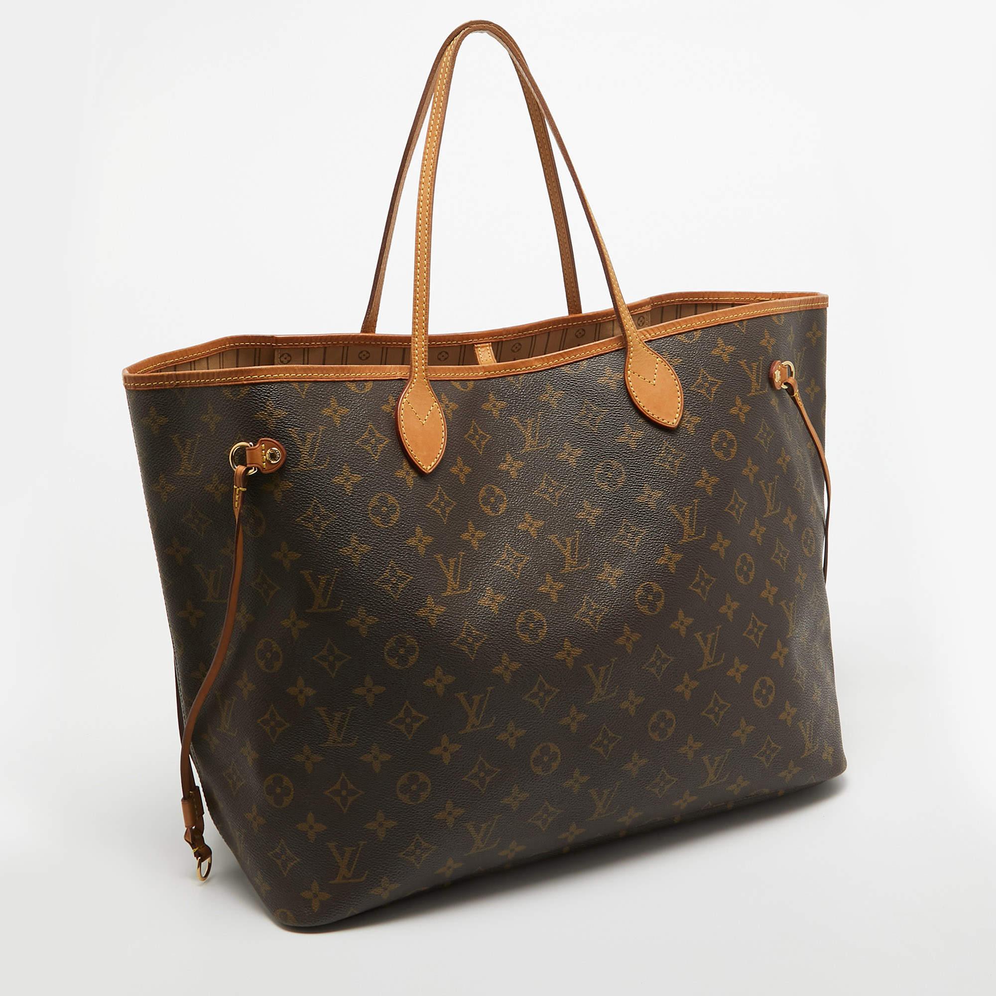 Louis Vuitton Monogram Canvas Neverfull GM Bag In Good Condition For Sale In Dubai, Al Qouz 2