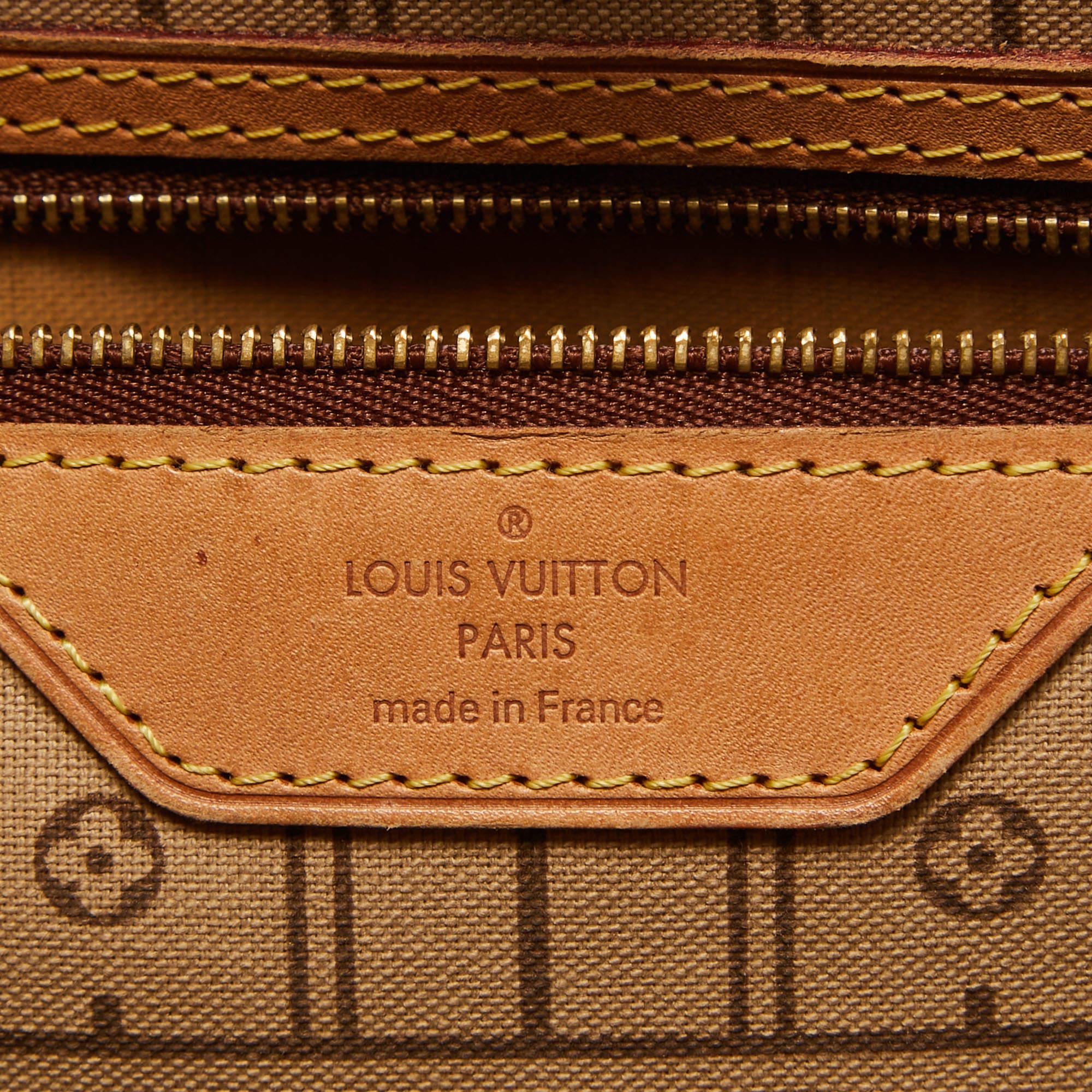 Louis Vuitton - Sac Neverfull MM en toile monogrammée en vente 8
