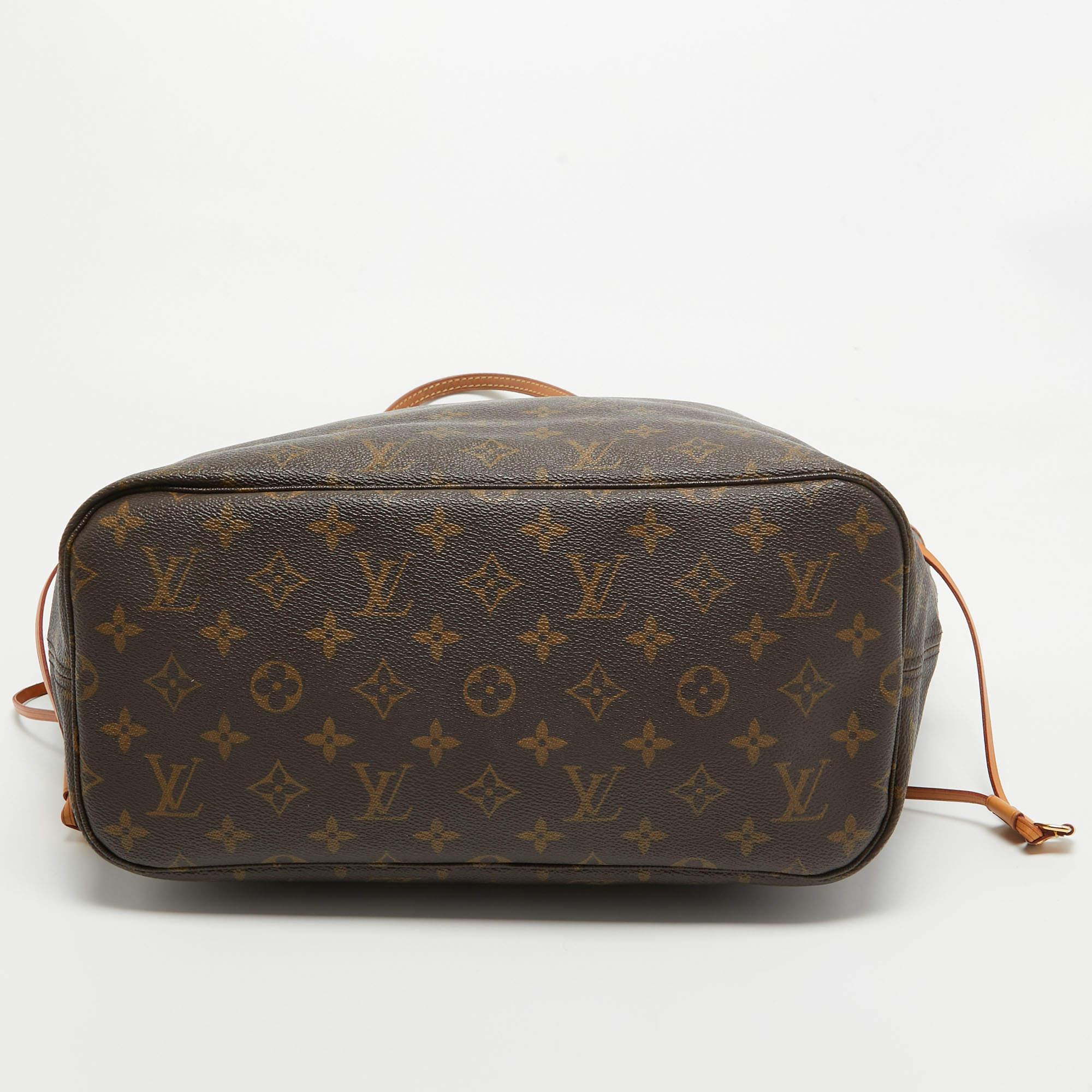 Louis Vuitton Monogram Canvas Neverfull MM Bag For Sale 10
