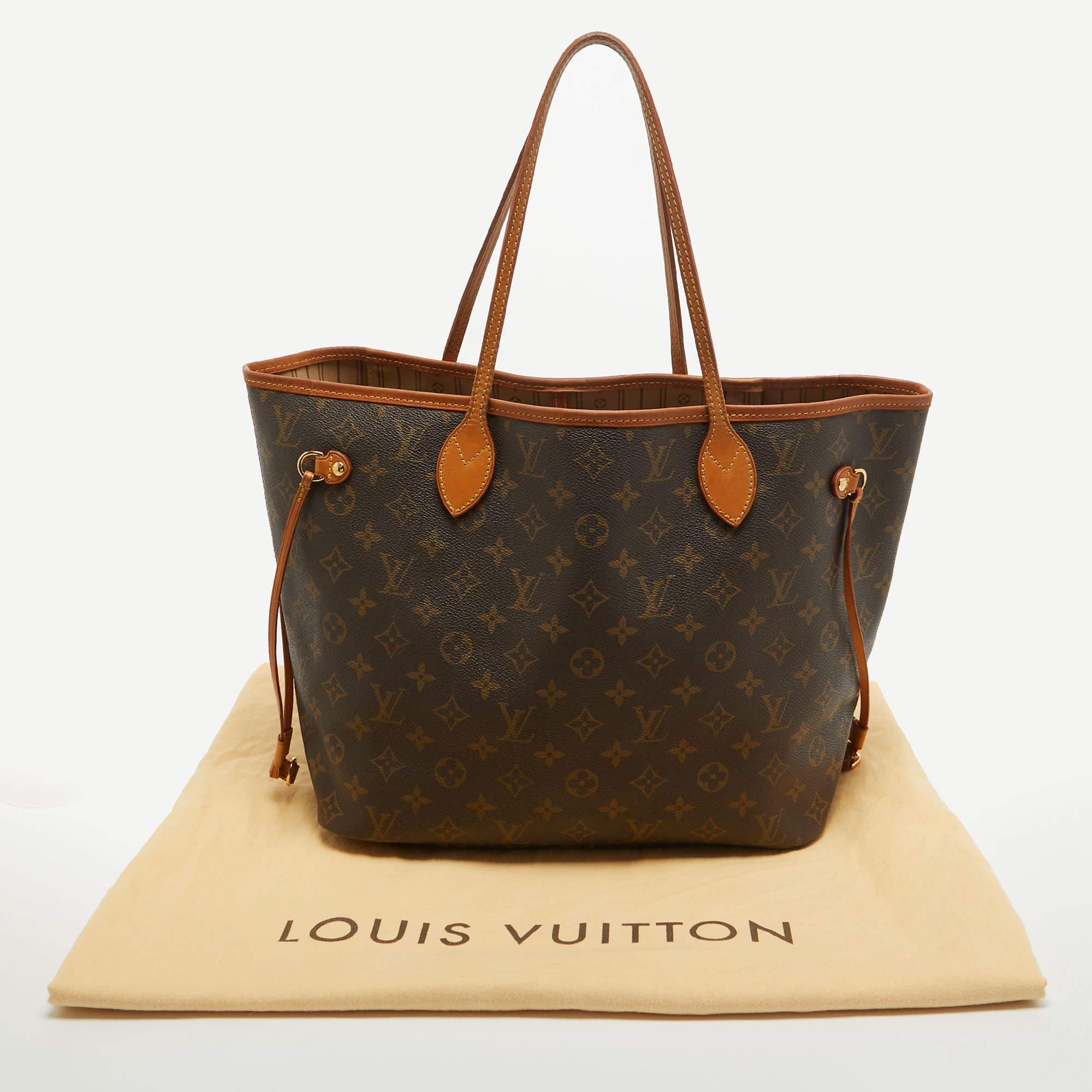 Louis Vuitton - Sac Neverfull MM en toile monogrammée en vente 11