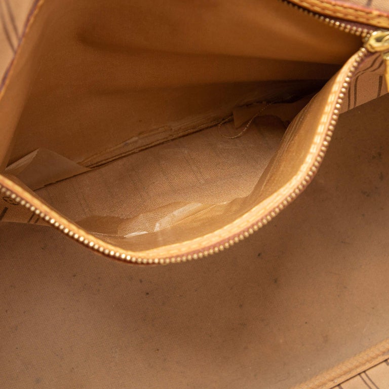 Louis Vuitton Monogram Canvas Neverfull MM Bag For Sale 1