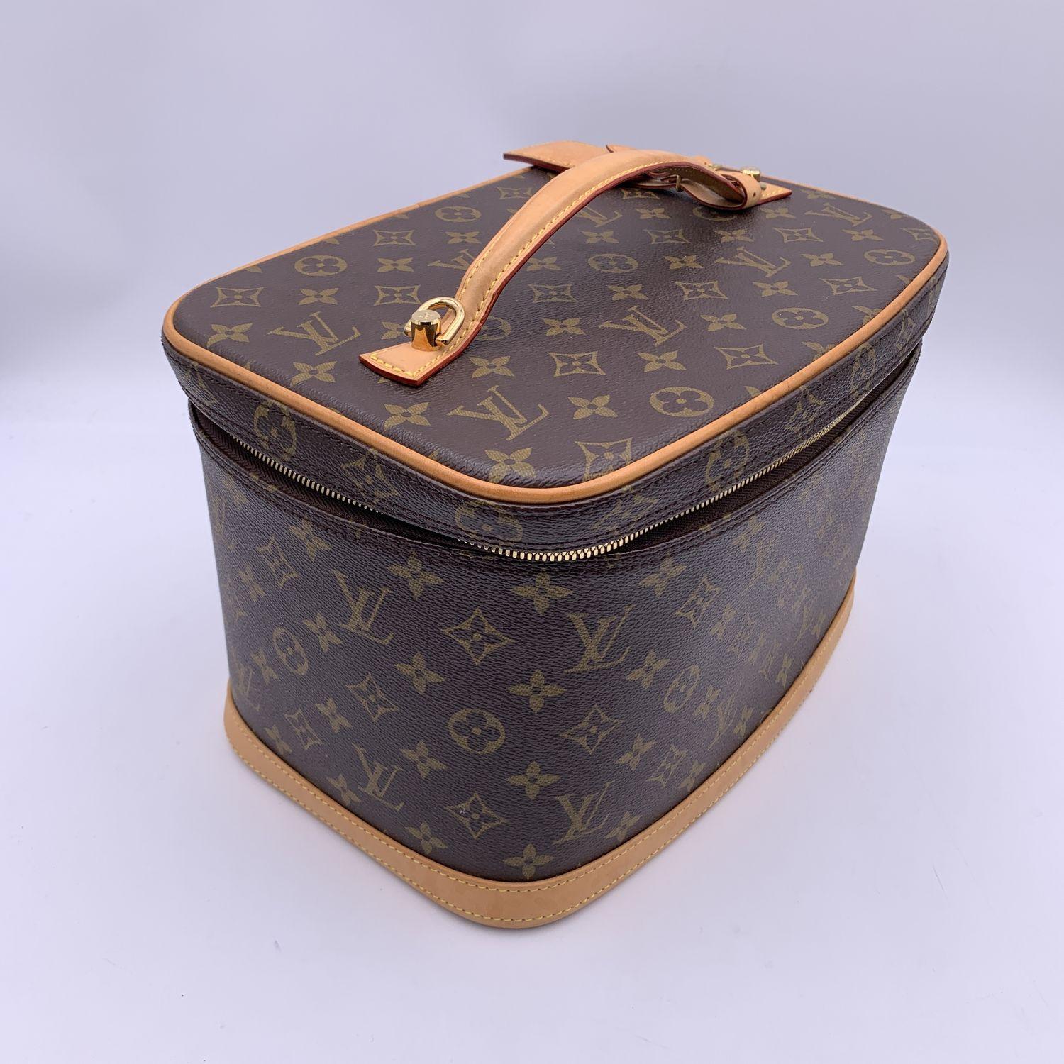 Louis Vuitton Monogram Canvas Nice Train Case Beauty Bag Handbag In Good Condition In Rome, Rome