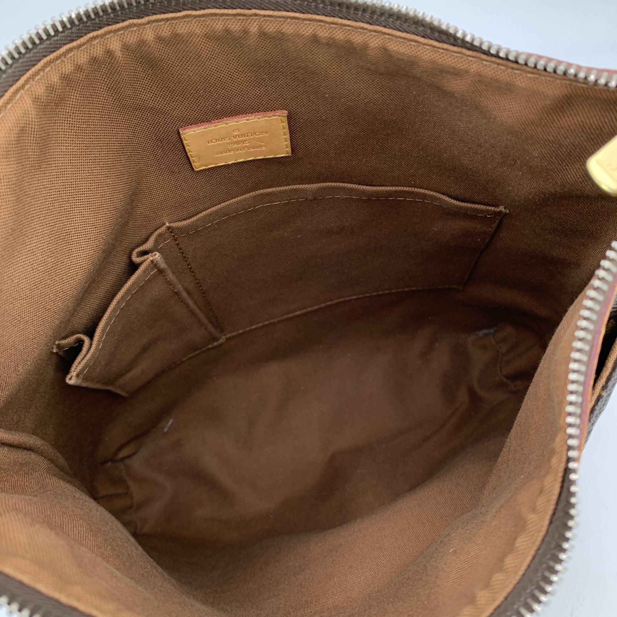 Women's Louis Vuitton Monogram Canvas Odeon MM Shoulder Bag For Sale