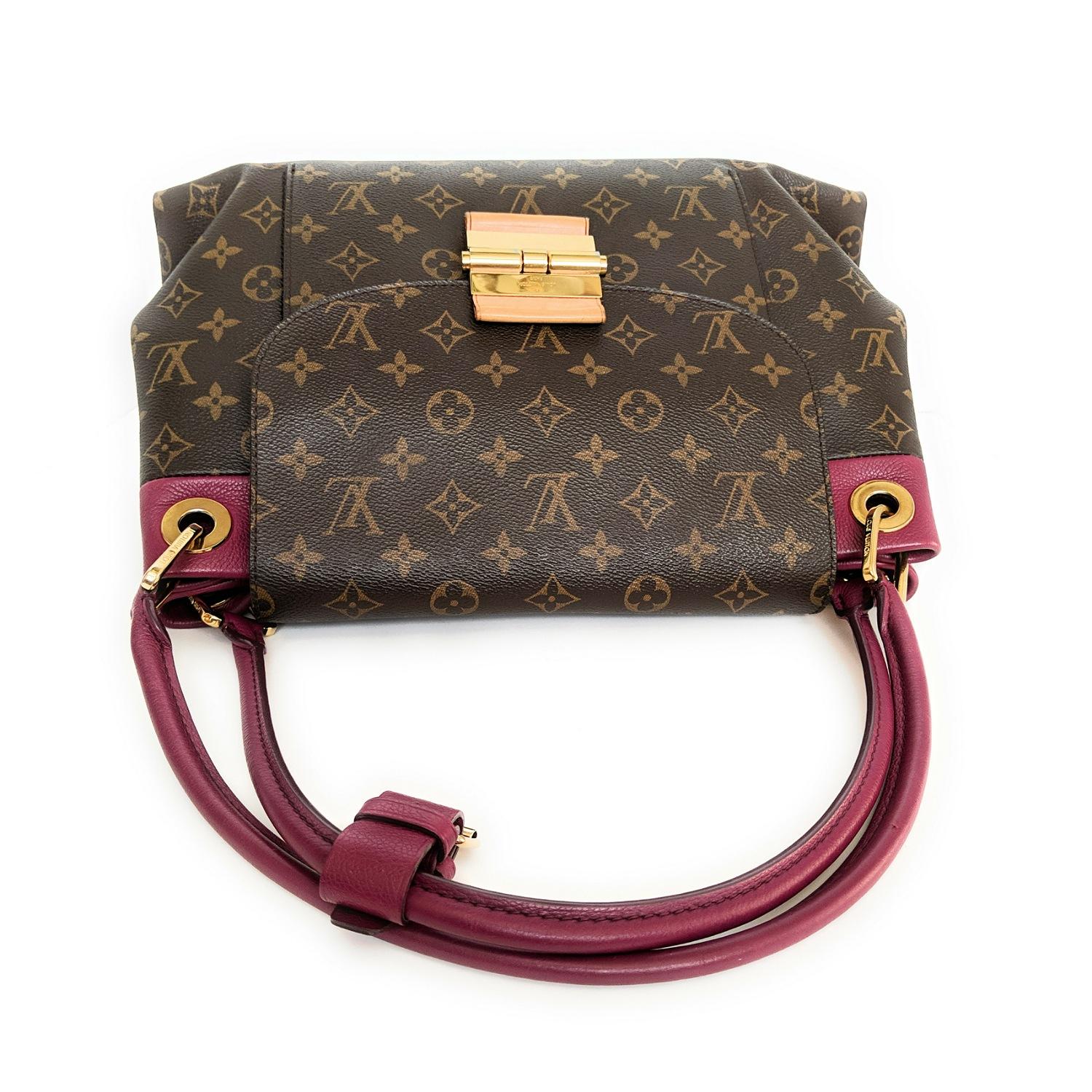 Olympe MM Tragetasche aus Segeltuch mit Monogramm von Louis Vuitton im Zustand „Hervorragend“ in Scottsdale, AZ