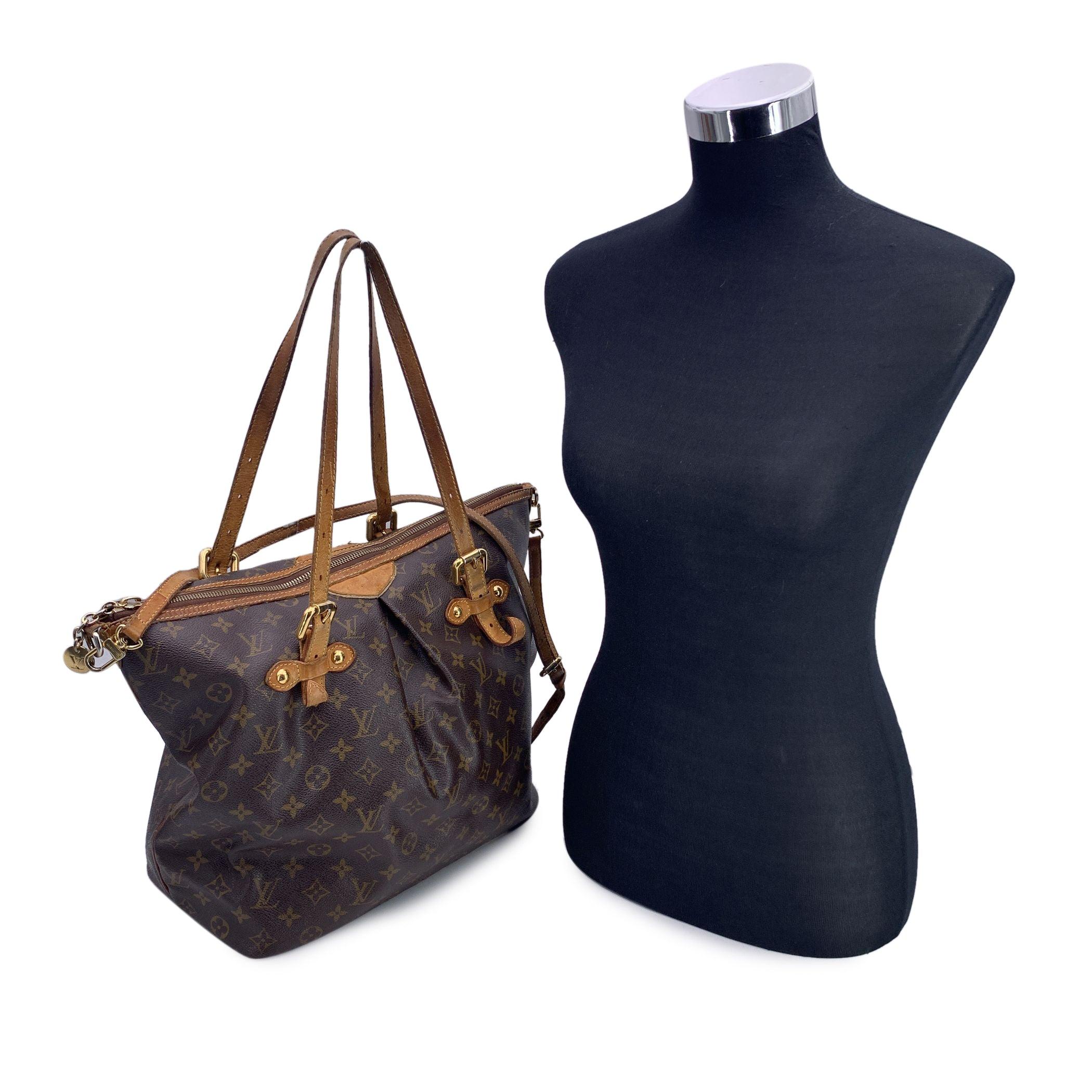This beautiful Bag will come with a Certificate of Authenticity provided by Entrupy. The certificate will be provided at no further cost Step into the world of sophisticated style with the Louis Vuitton Monogram Canvas Palermo GM Bag, a luxurious
