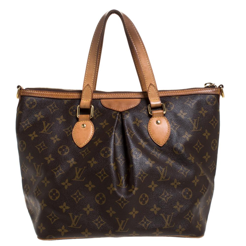This bag by Louis Vuitton makes an ultimate style statement for all the trend-savvy women out there. Made from the brand's signature monogram coated canvas, this bag is both reliable and dressy. Lined with canvas on the inside, it keeps all your