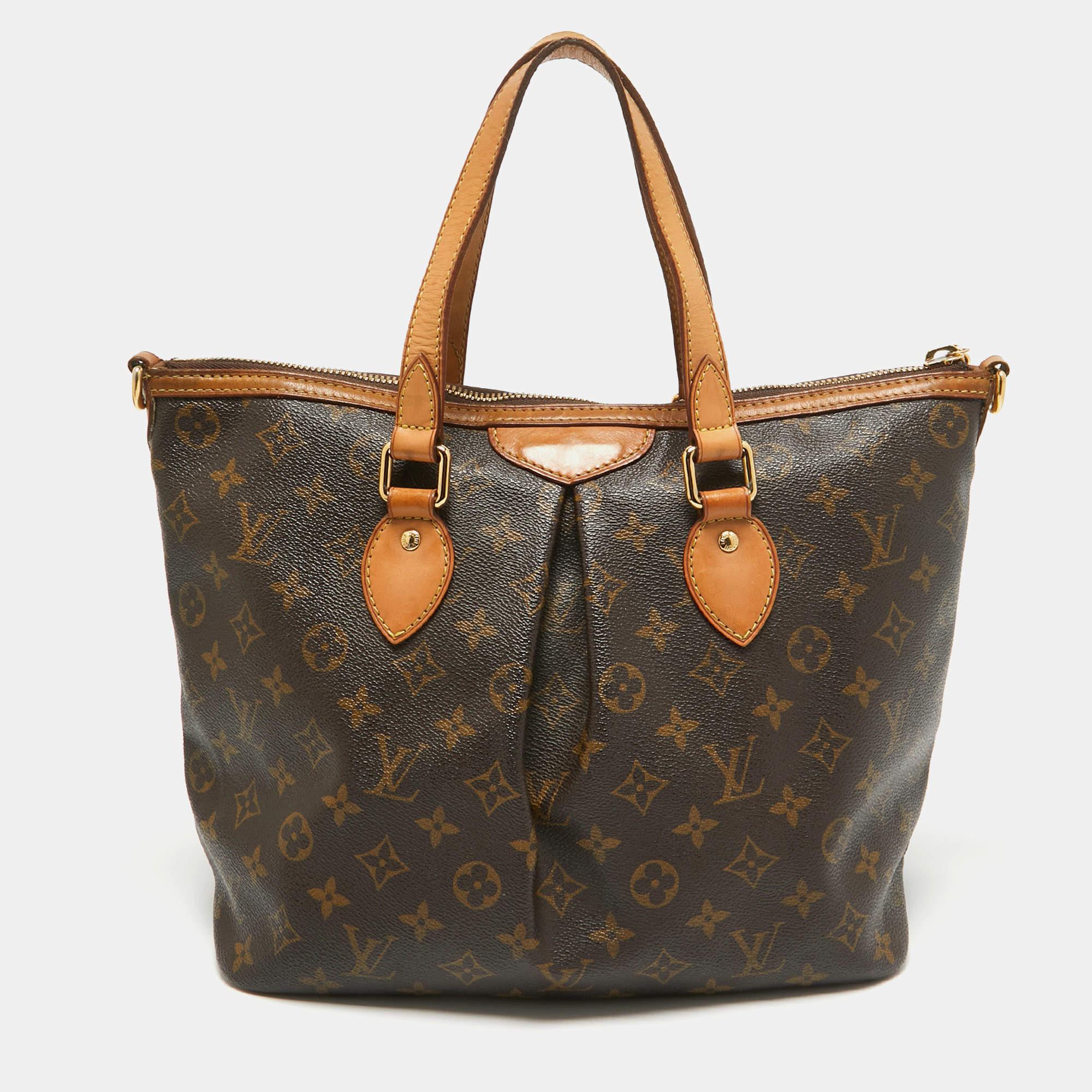 Louis Vuitton Monogram Canvas Palermo PM Bag In Fair Condition For Sale In Dubai, Al Qouz 2