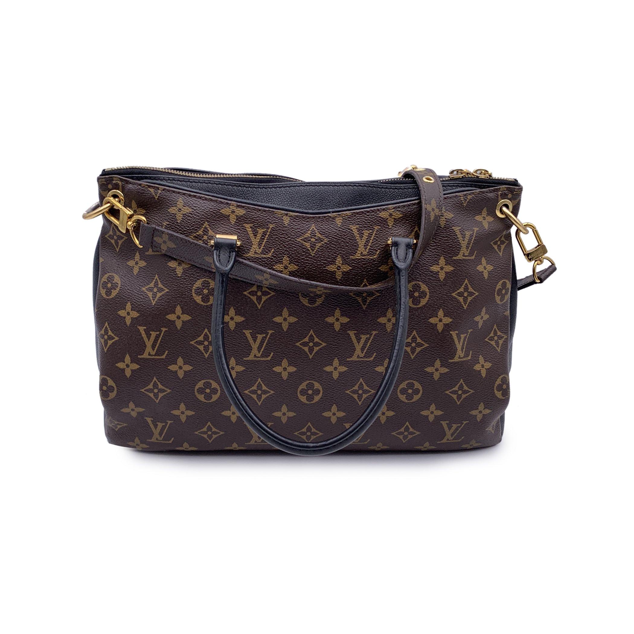 Louis Vuitton Monogram Canvas Pallas Full Handbag with Strap Black In Good Condition In Rome, Rome