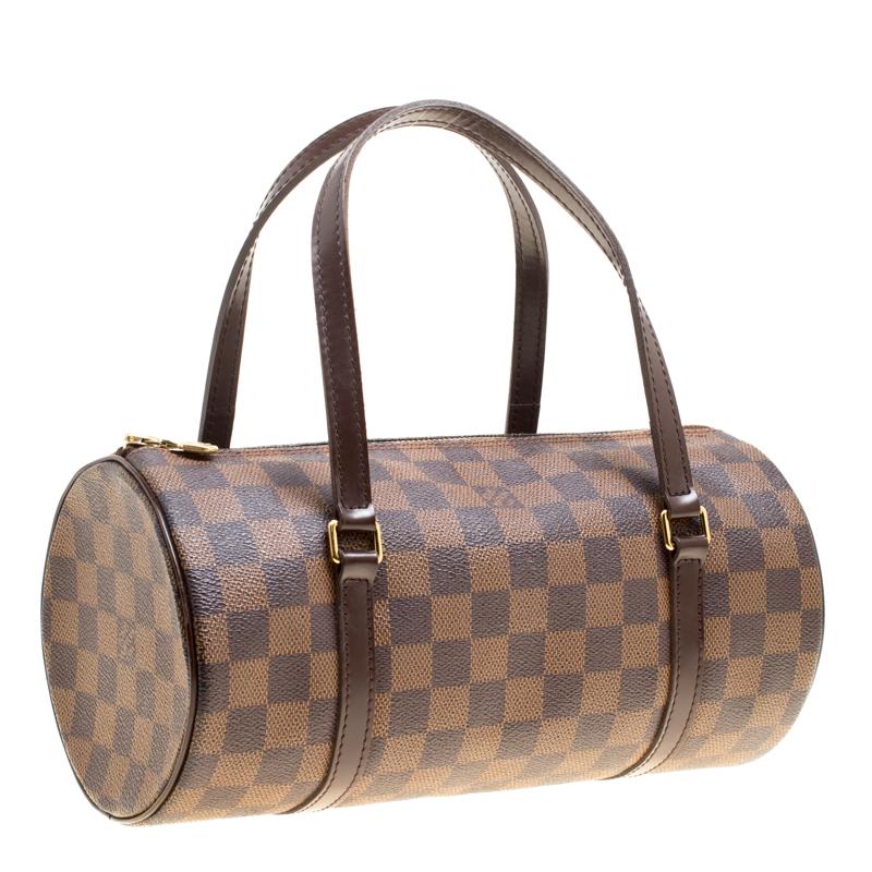 Louis Vuitton Monogram Canvas Papillon 26 Bag In Good Condition In Dubai, Al Qouz 2