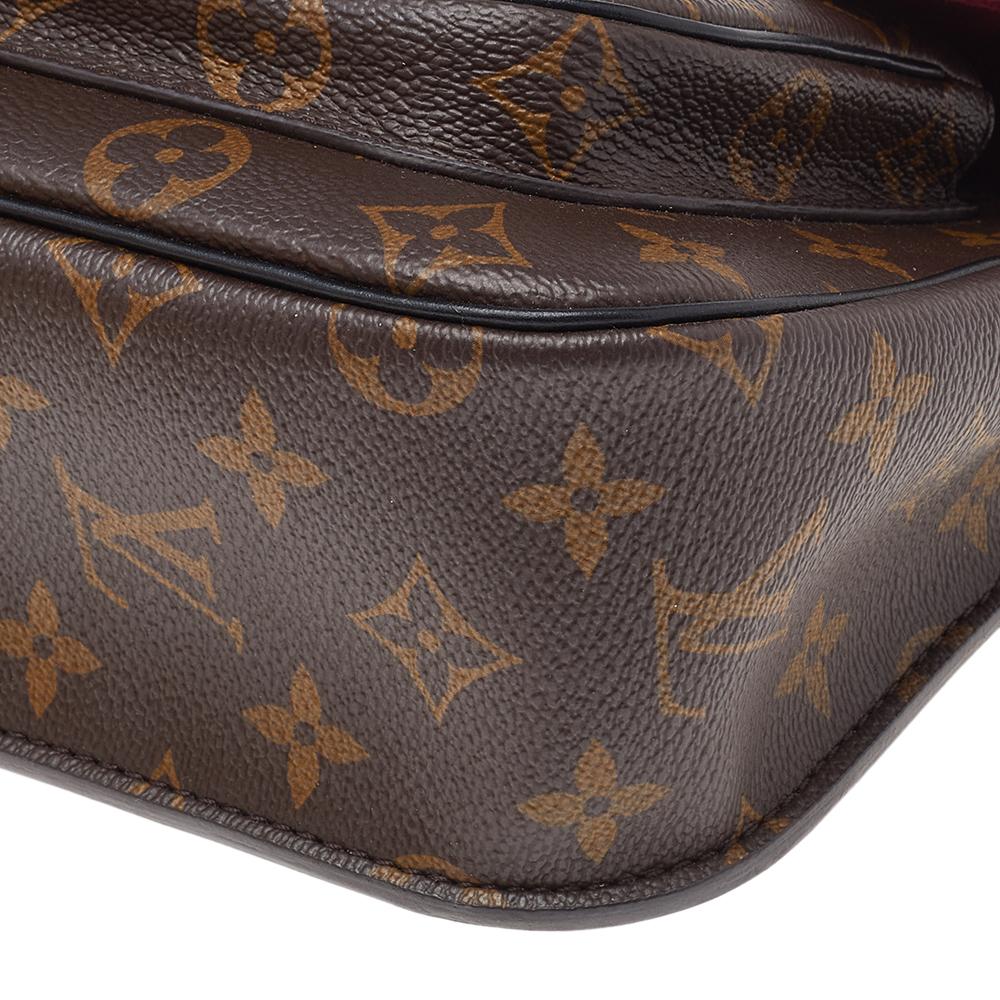 Louis Vuitton Monogram Canvas Passy Bag In New Condition In Dubai, Al Qouz 2