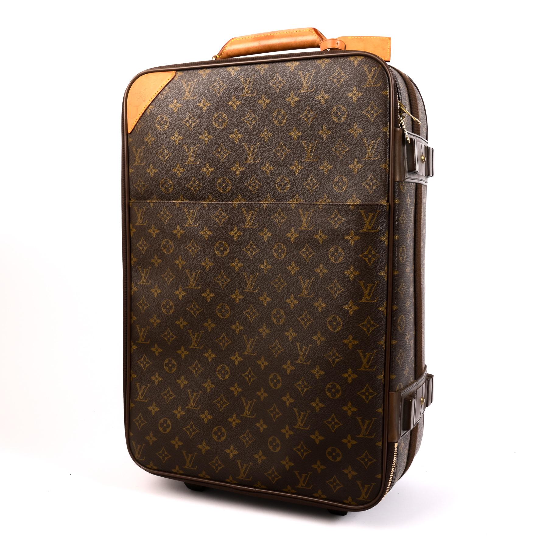Louis Vuitton Monogram Canvas Pegase 55 Suitcase In Excellent Condition In Antwerp, BE