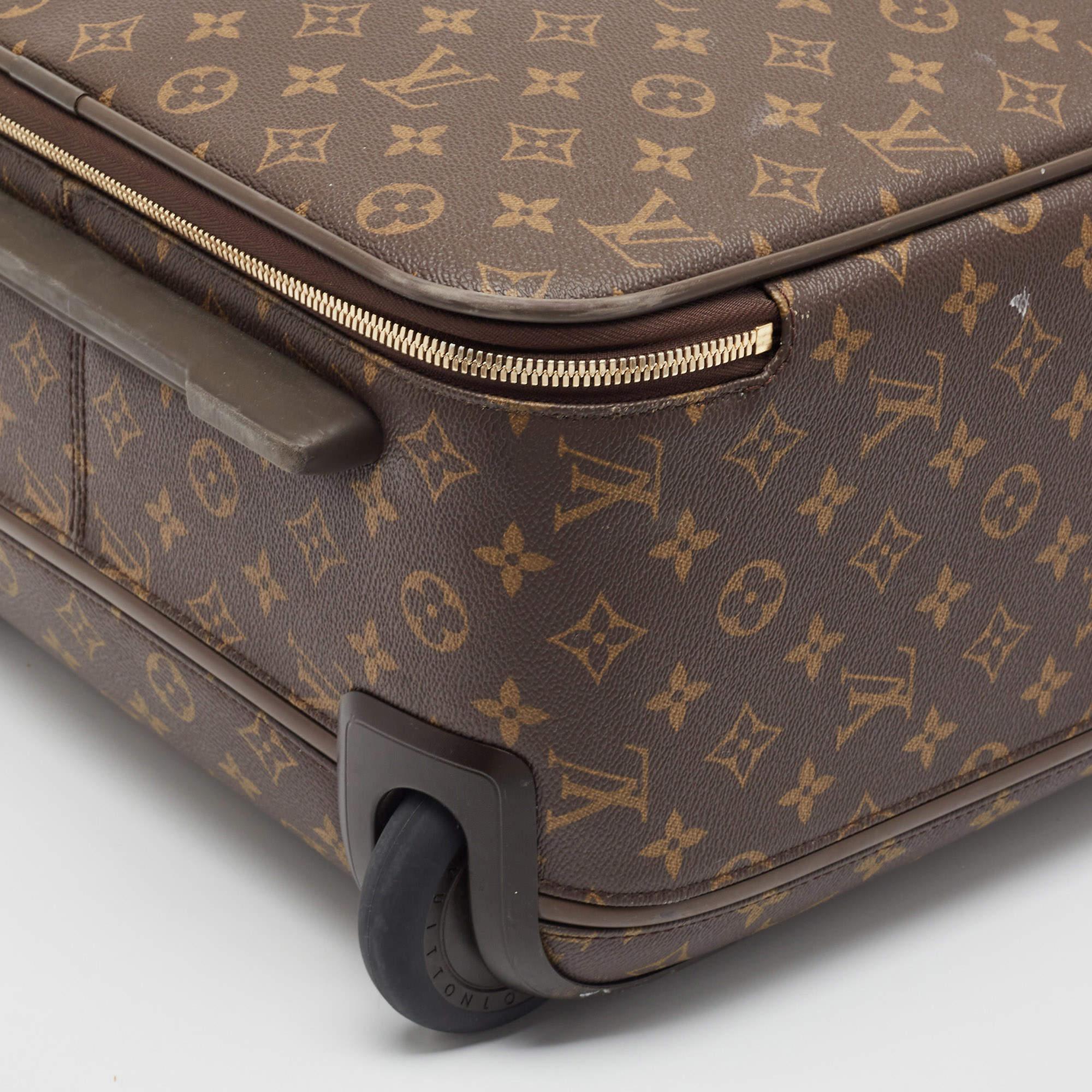 Louis Vuitton Monogram Canvas Pegase Legere 50 Gepäckstücke aus Segeltuch im Angebot 9