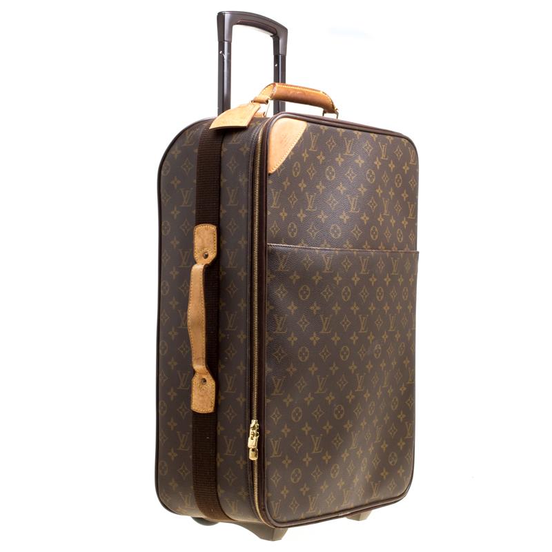 Louis Vuitton Monogram Canvas Pegase Light 55 Luggage In Fair Condition In Dubai, Al Qouz 2