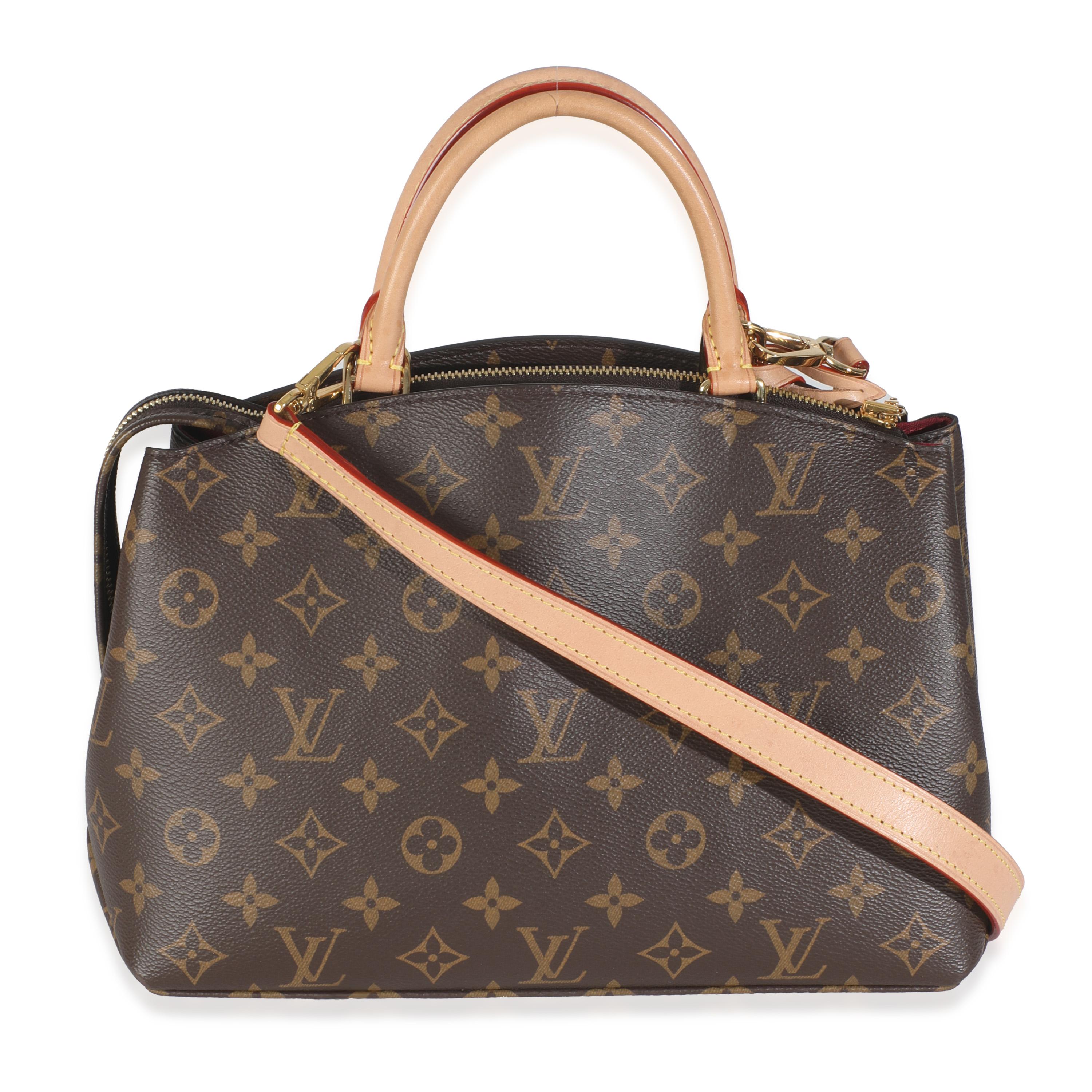 Listing Title: Louis Vuitton Monogram Canvas Petit Palais PM
SKU: 146006
Condition: Pre-owned 
Handbag Condition: Very Good
Condition Comments: Item is in very good condition with minor signs of wear. Wear along corners. Patina and marks along
