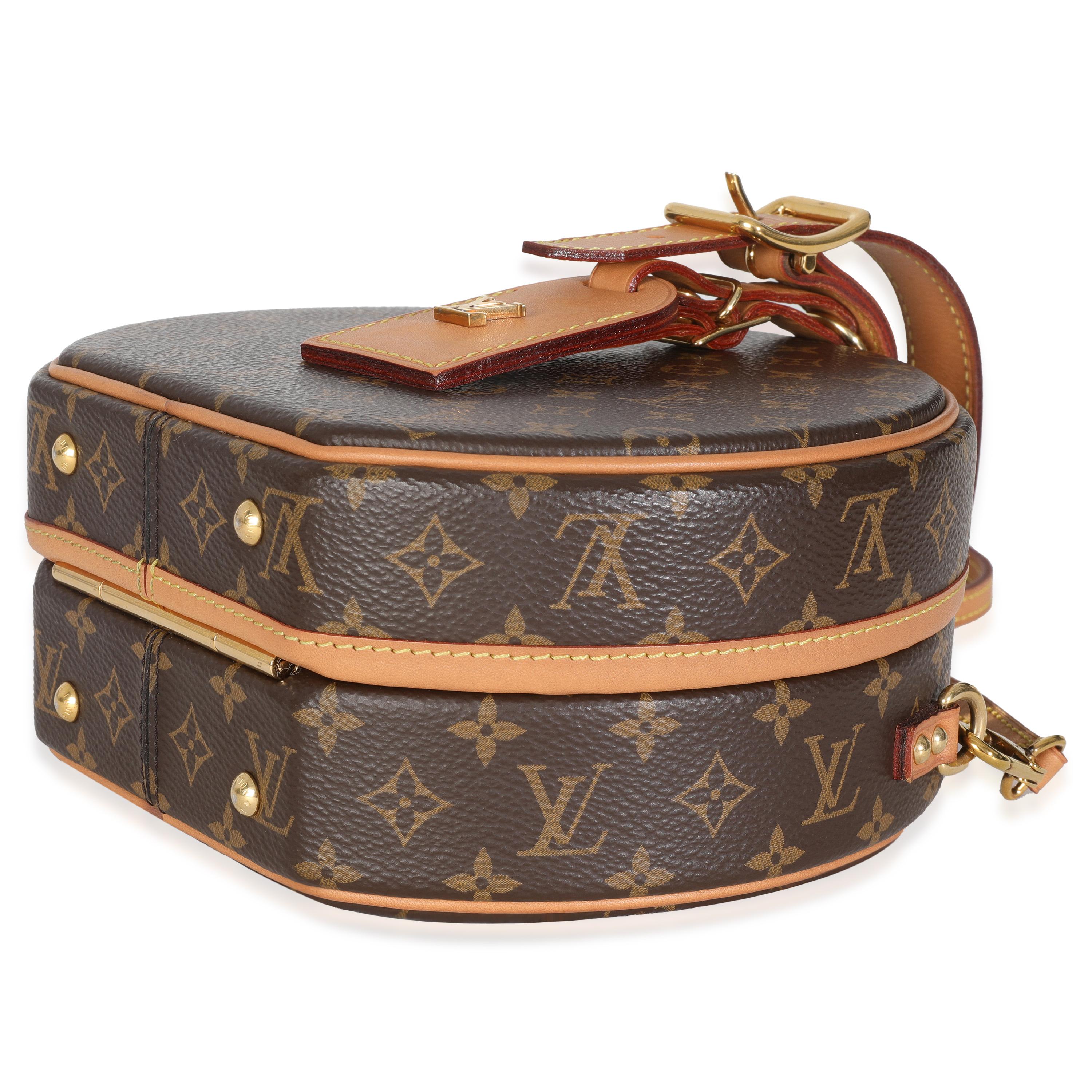 Donna Louis Vuitton Monogram Canvas Petite Boite Chapeau in vendita