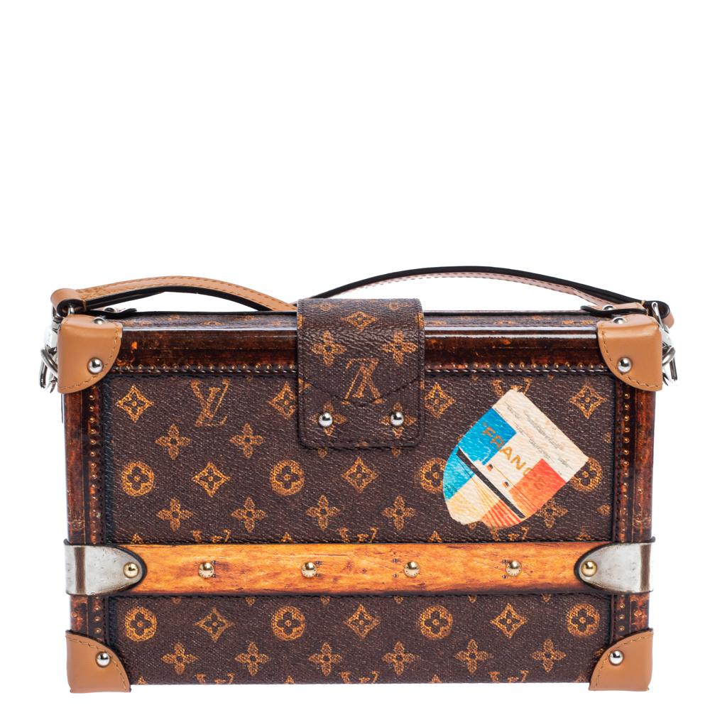 If you're looking for a bag with a blend of modern style and exquisite craftsmanship, this Louis Vuitton Petite Malle Bag is the answer. Crafted from Monogram canvas and leather, it features armored corners, playful detailing, a band flap with a