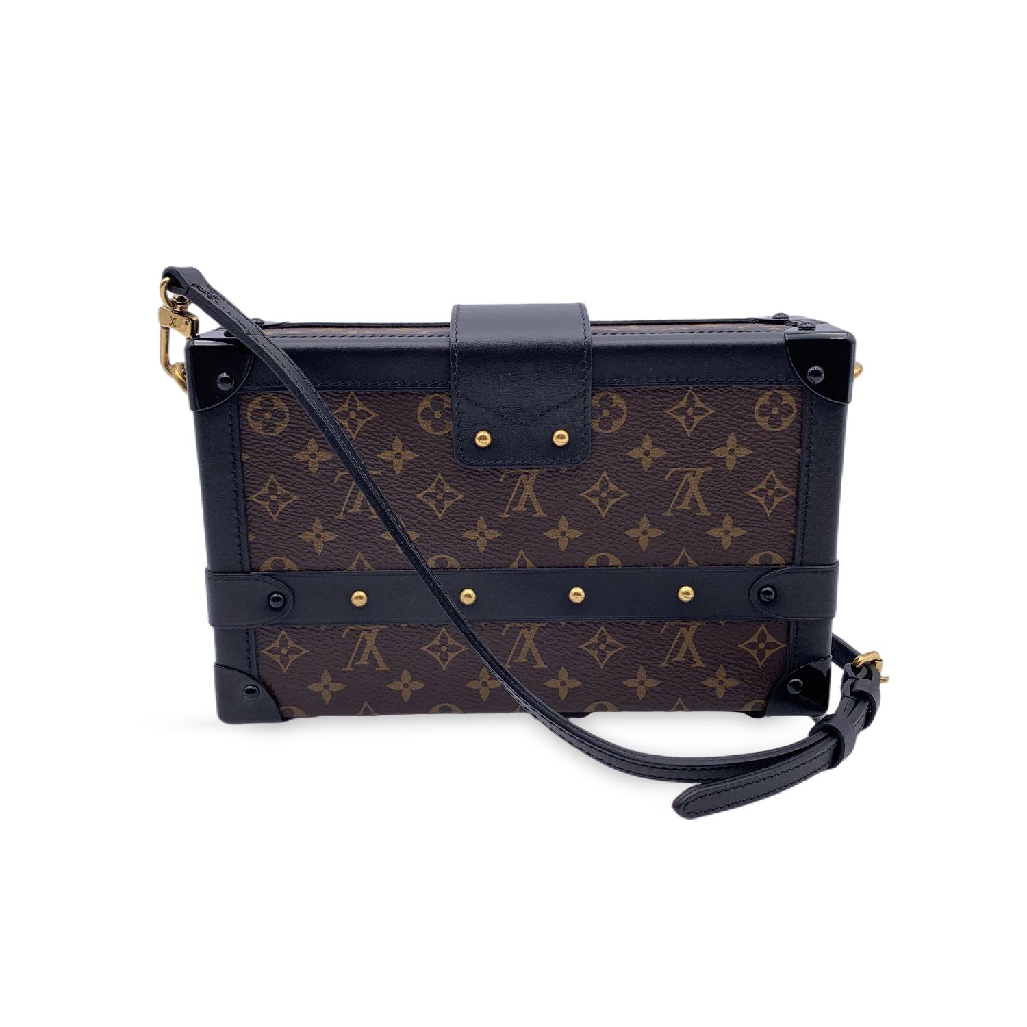 Louis Vuitton Monogram Canvas Petite Malle Shoulder Bag M45943 In Excellent Condition In Rome, Rome