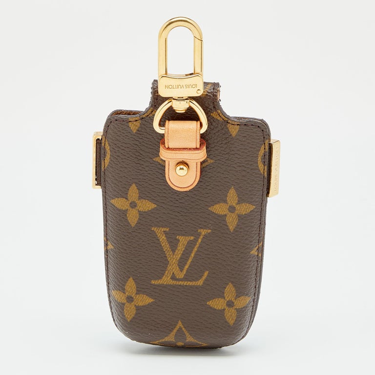Louis Vuitton Monogram Canvas Phone Case For Sale at 1stDibs