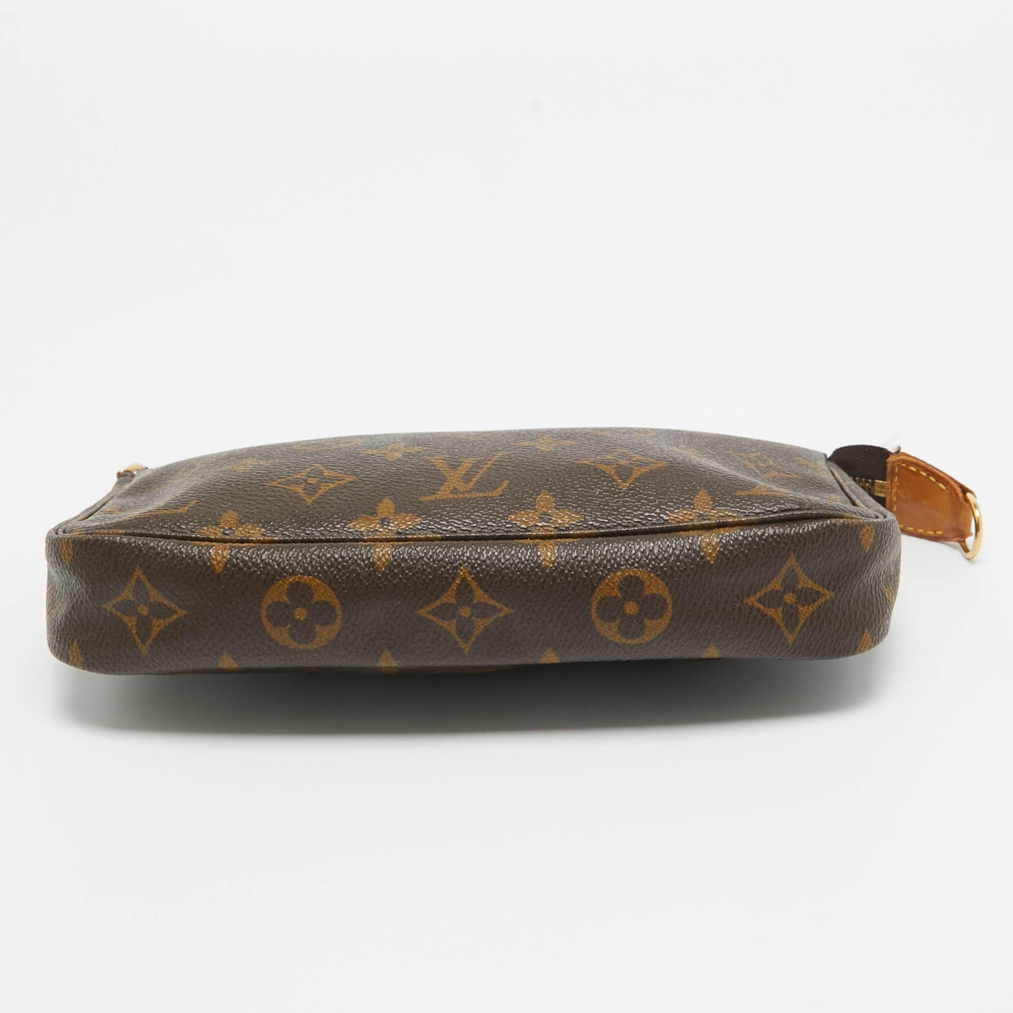 Louis Vuitton Monogram Canvas Pochette Accessoires 2