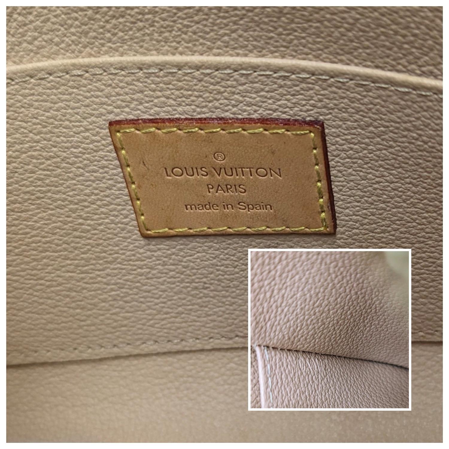 Louis Vuitton Monogram Canvas Pochette Cosmetic Pouch For Sale 3
