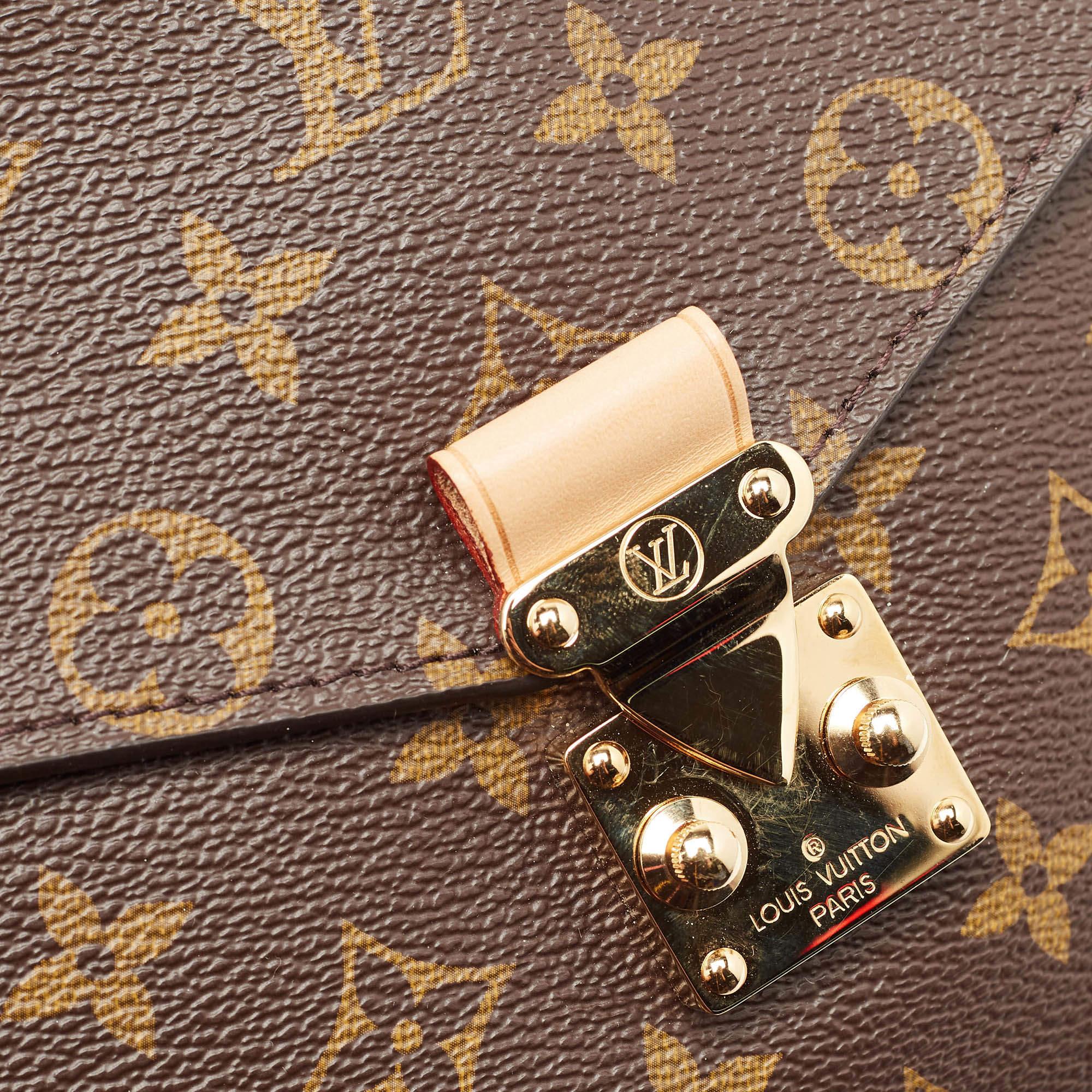Women's Louis Vuitton Monogram Canvas Pochette Metis Bag