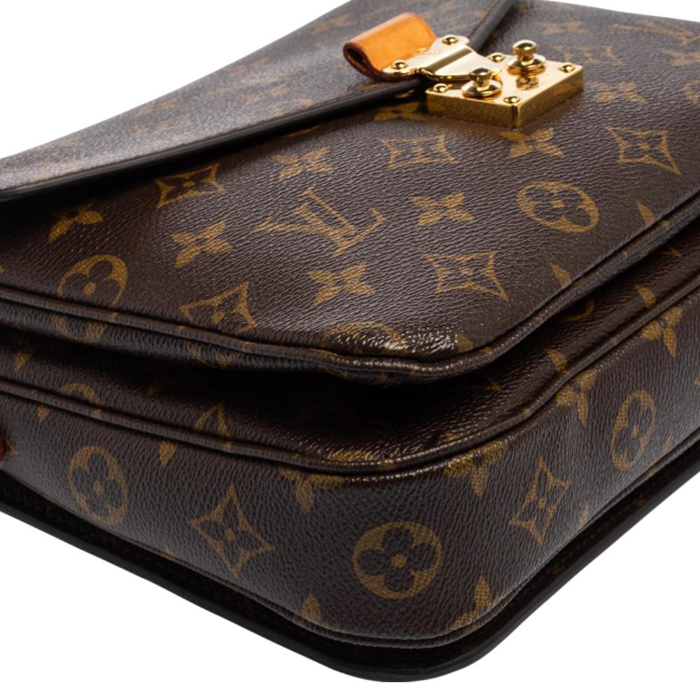 Women's Louis Vuitton Monogram Canvas Pochette Metis Bag