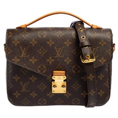 Monogrammierte Canvas Pochette Metis Tasche von Louis Vuitton