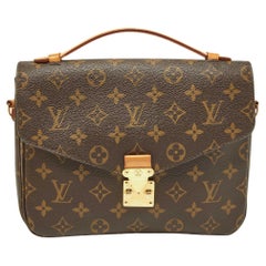 Louis Vuitton Monogram Canvas Pochette Metis Bag