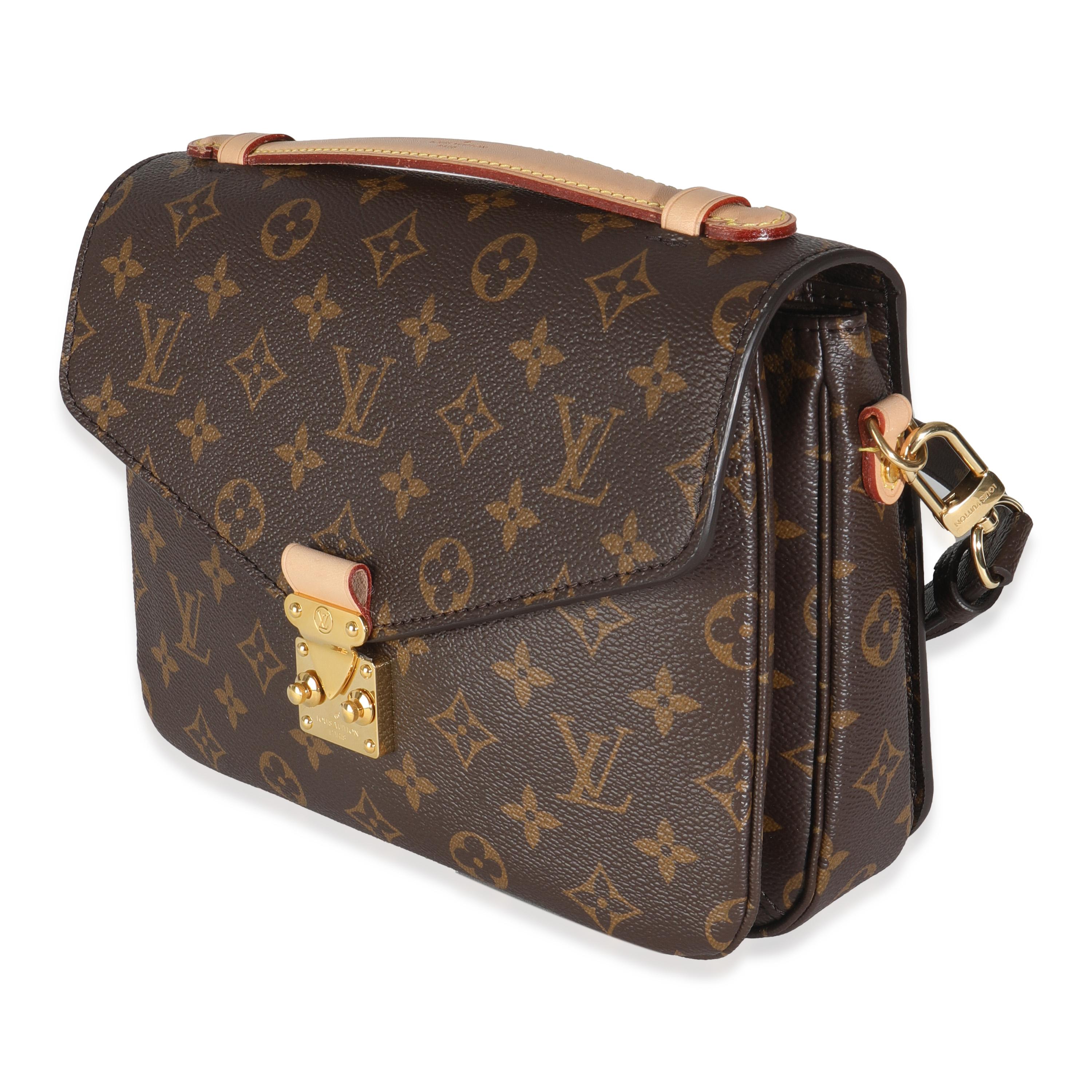 Louis Vuitton Monogram Canvas Pochette Metis In Excellent Condition In New York, NY