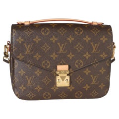 Louis Vuitton Monogram Canvas Pochette Metis