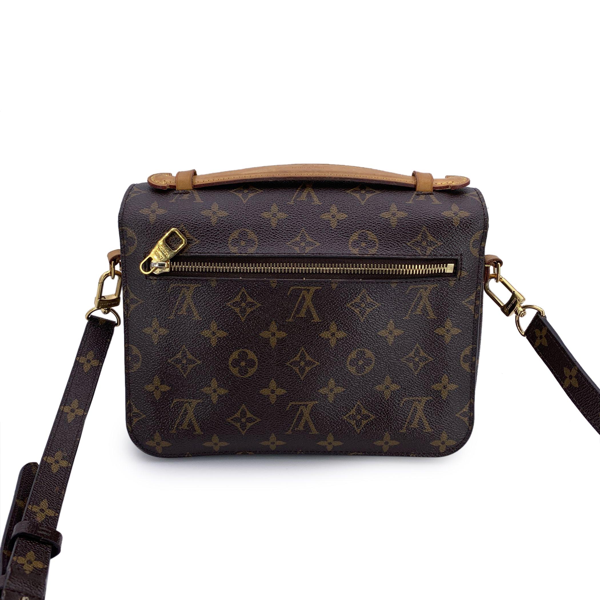 Black Louis Vuitton Monogram Canvas Pochette Metis Handbag Shoulder Bag For Sale
